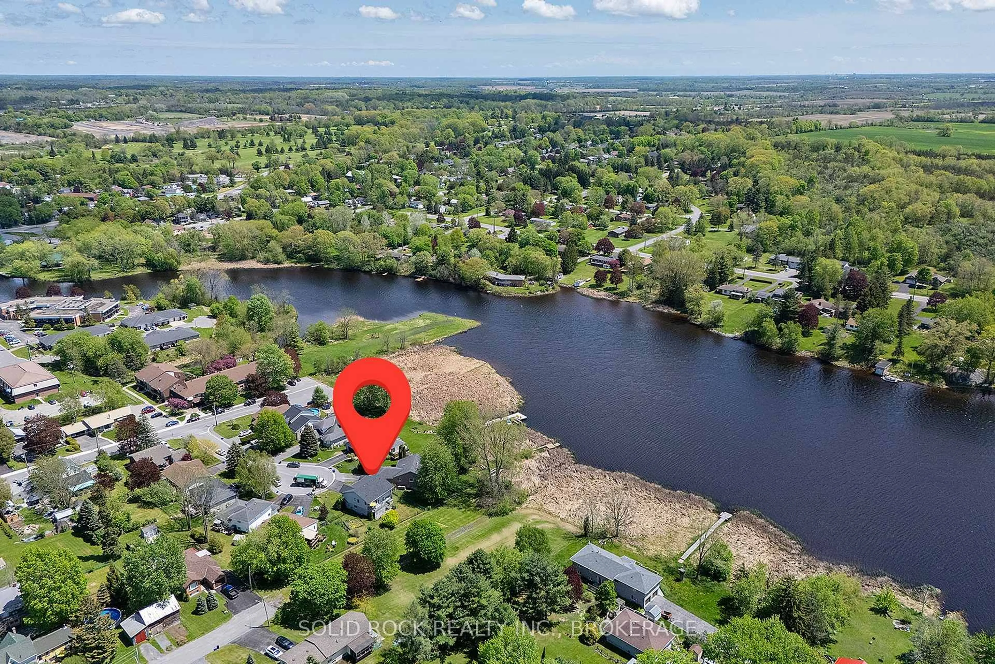 A pic from outside/outdoor area/front of a property/back of a property/a pic from drone, water/lake/river/ocean view for 150 Shoreline Cres, Greater Napanee Ontario K7R 3W2