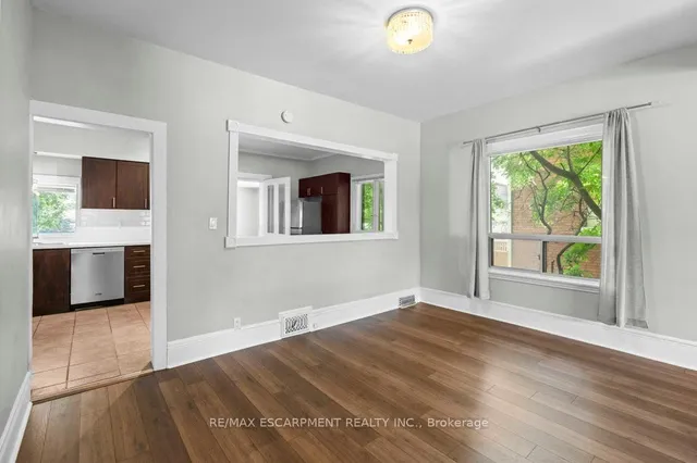 Additional property image - 69 Lorne Ave