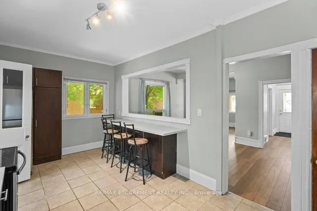 Additional property image - 69 Lorne Ave