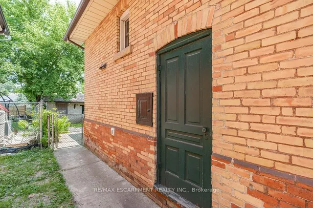 Additional property image - 69 Lorne Ave