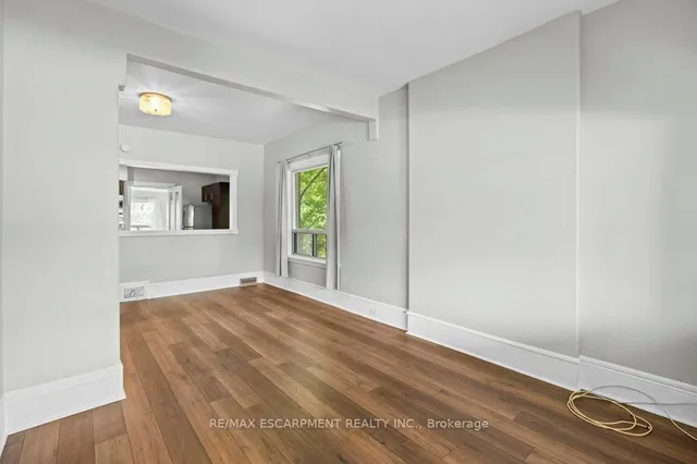 Additional property image - 69 Lorne Ave