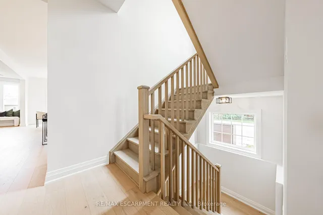 Additional property image - 242 Kellogg Ave