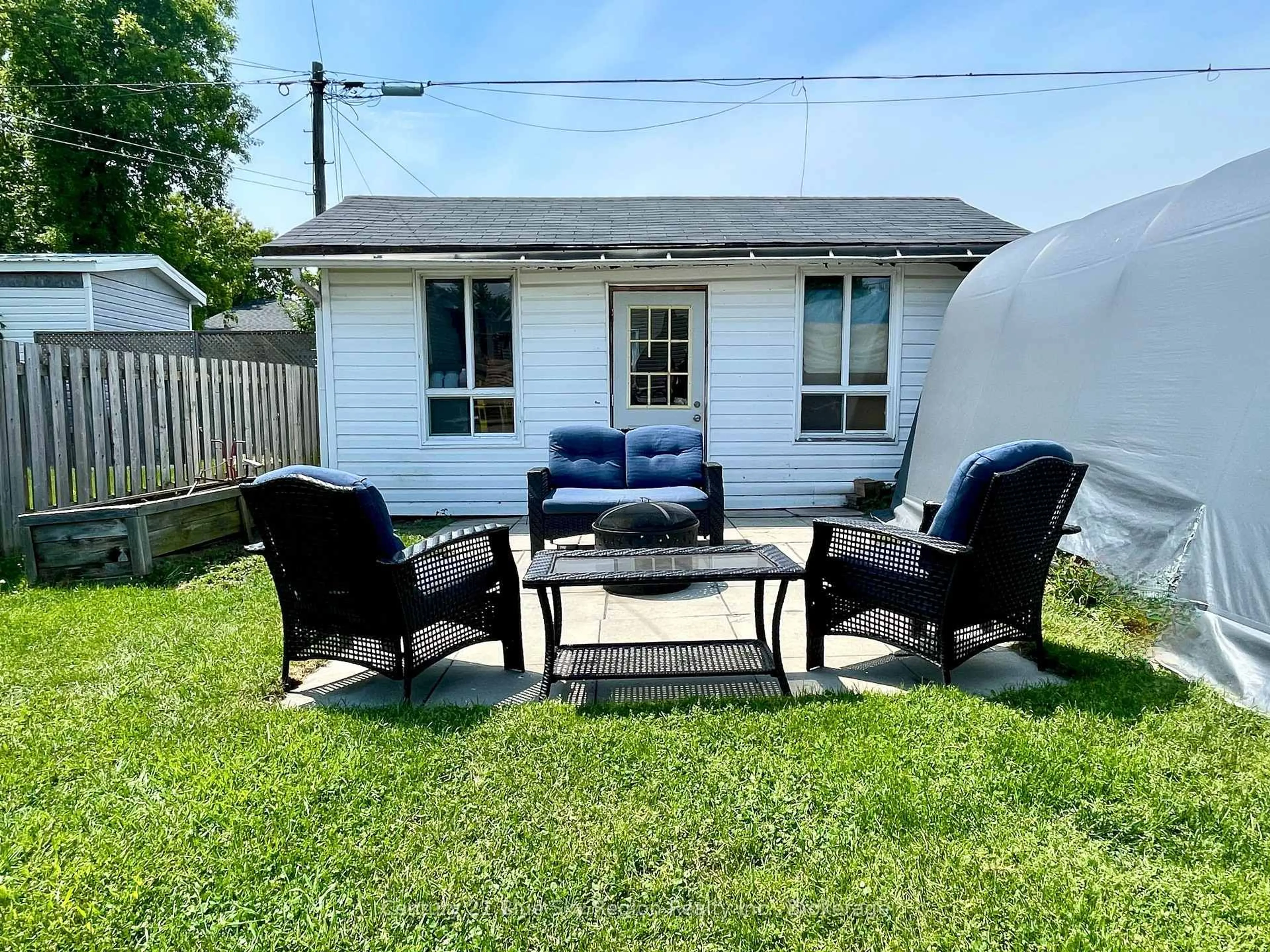 Patio, unknown for 175 Carrie St, West Nipissing Ontario P2B 1A8