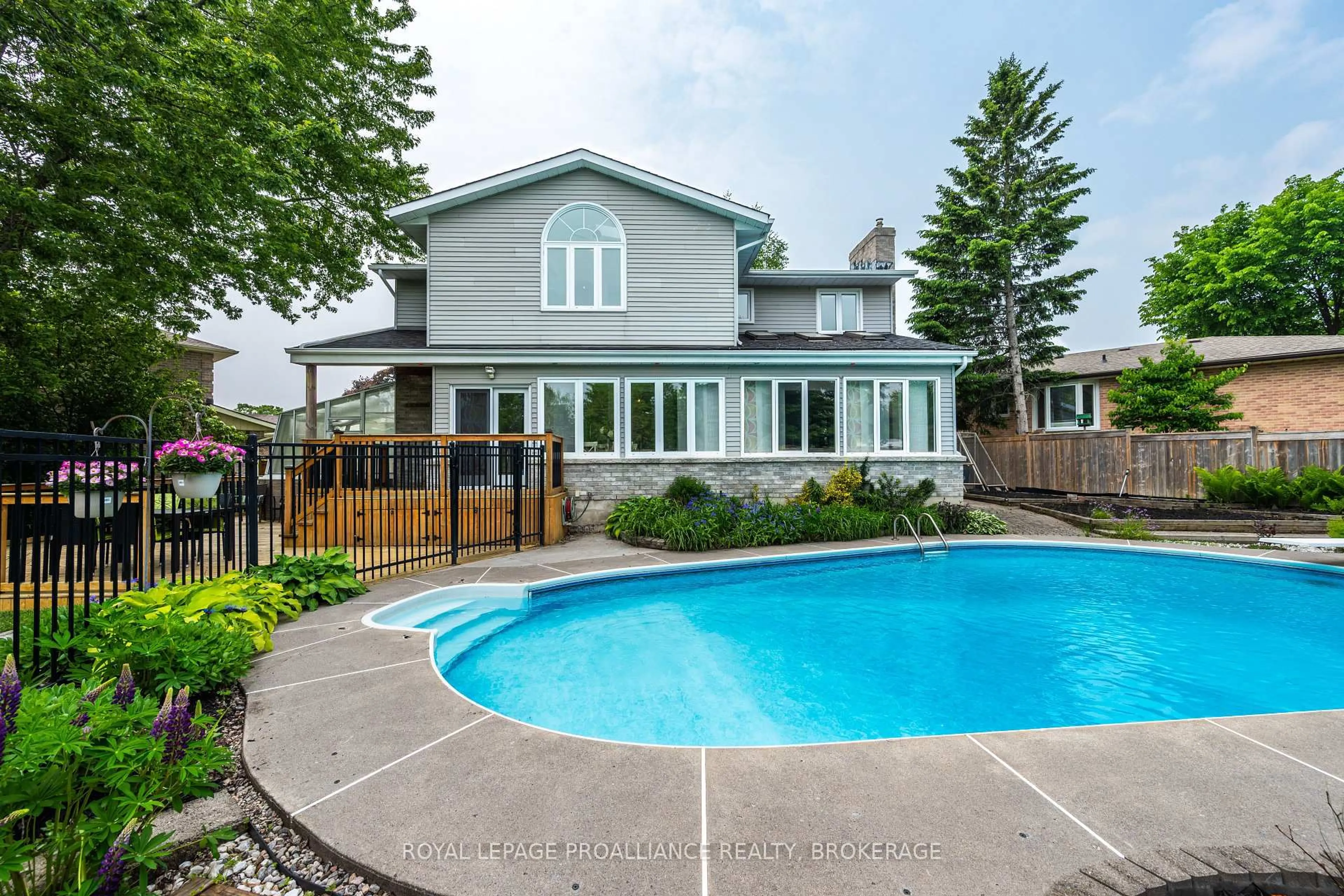 Unknown for 894 Plainview Pl, Kingston Ontario K7P 2K3