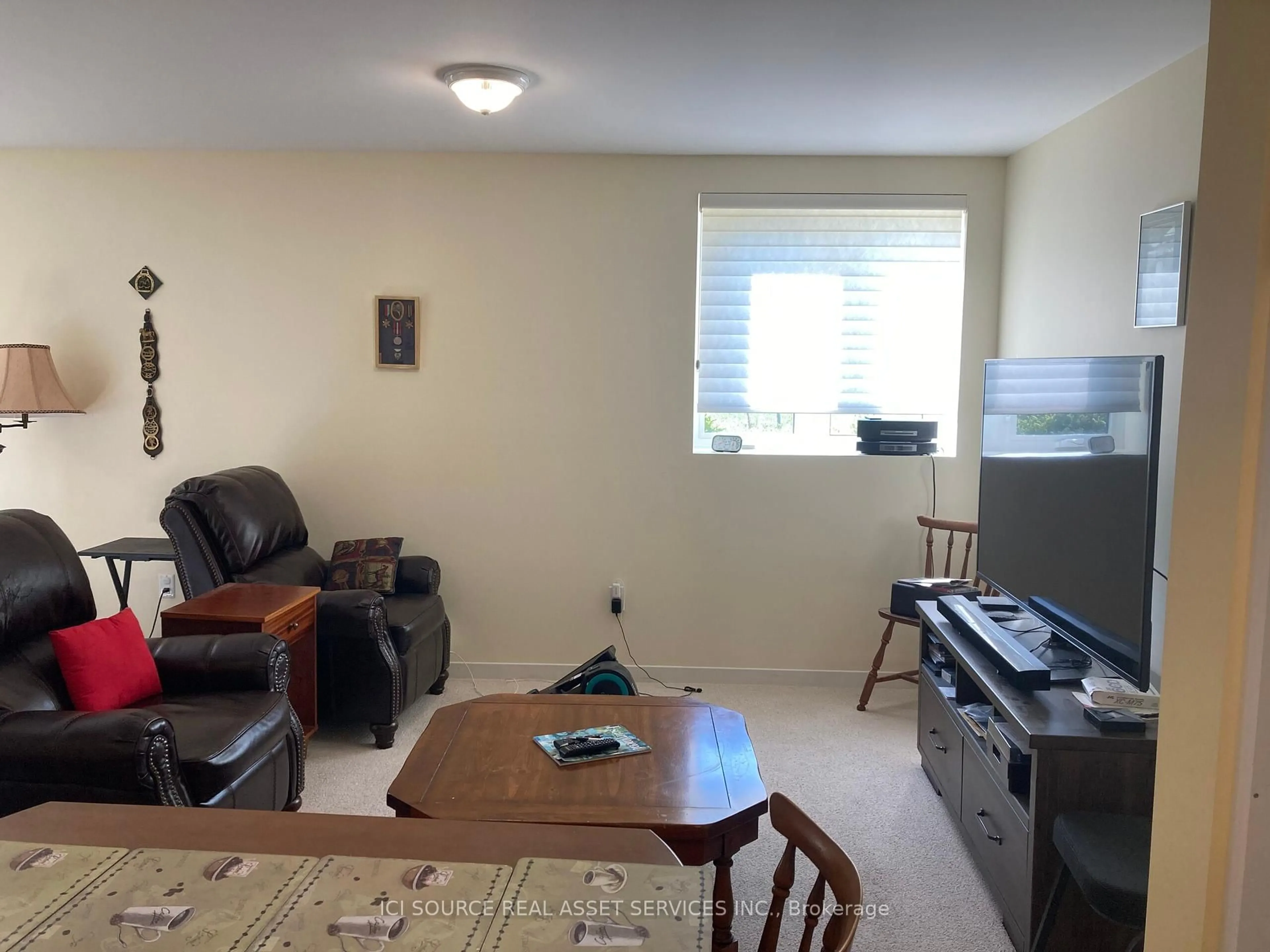 A pic of a room for 850 Alpha St #105, Owen Sound Ontario N4K 5W8