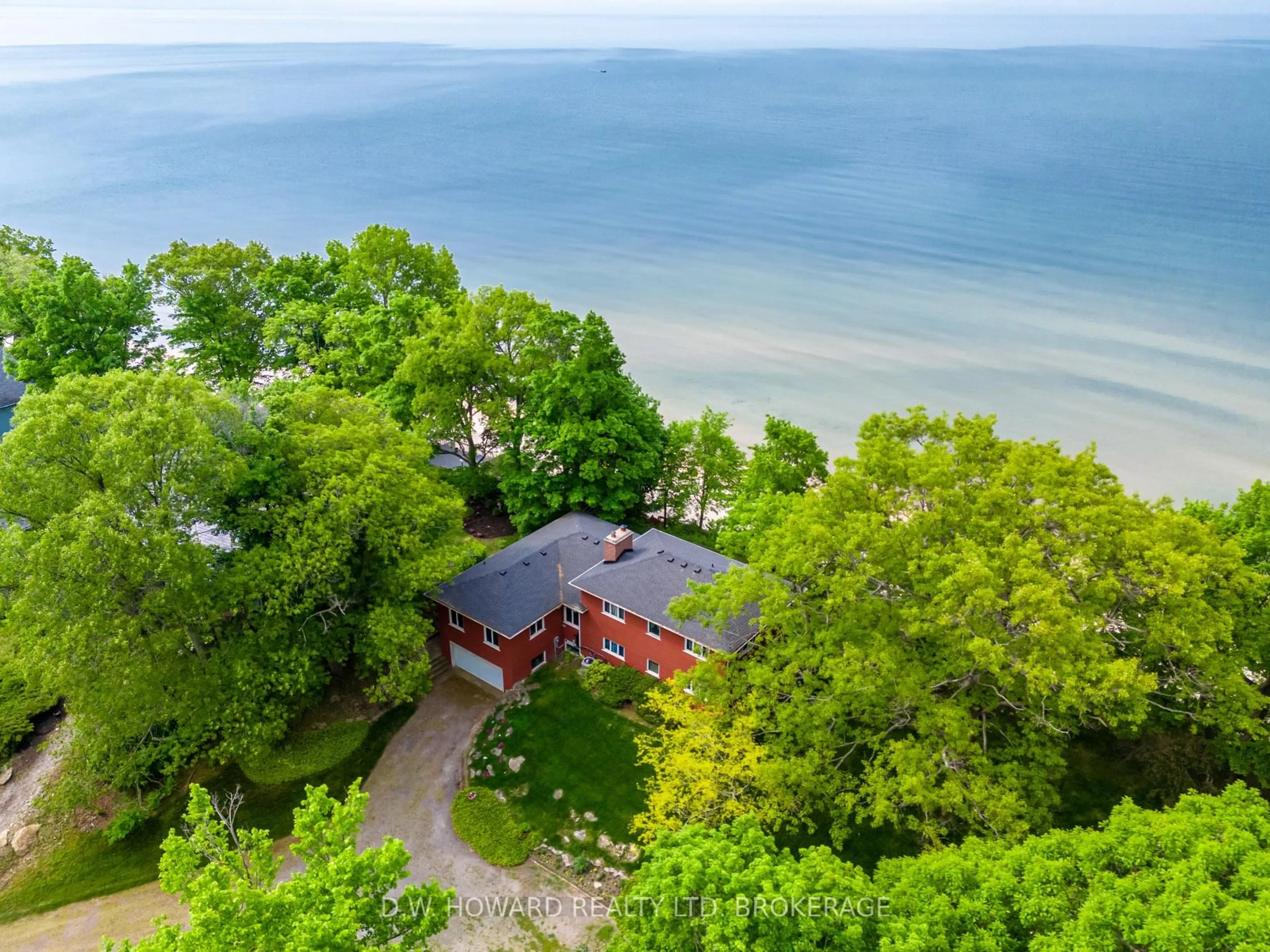 A pic from outside/outdoor area/front of a property/back of a property/a pic from drone, water/lake/river/ocean view for 5685 Firelane 27 Lane, Port Colborne Ontario L0S 1R0