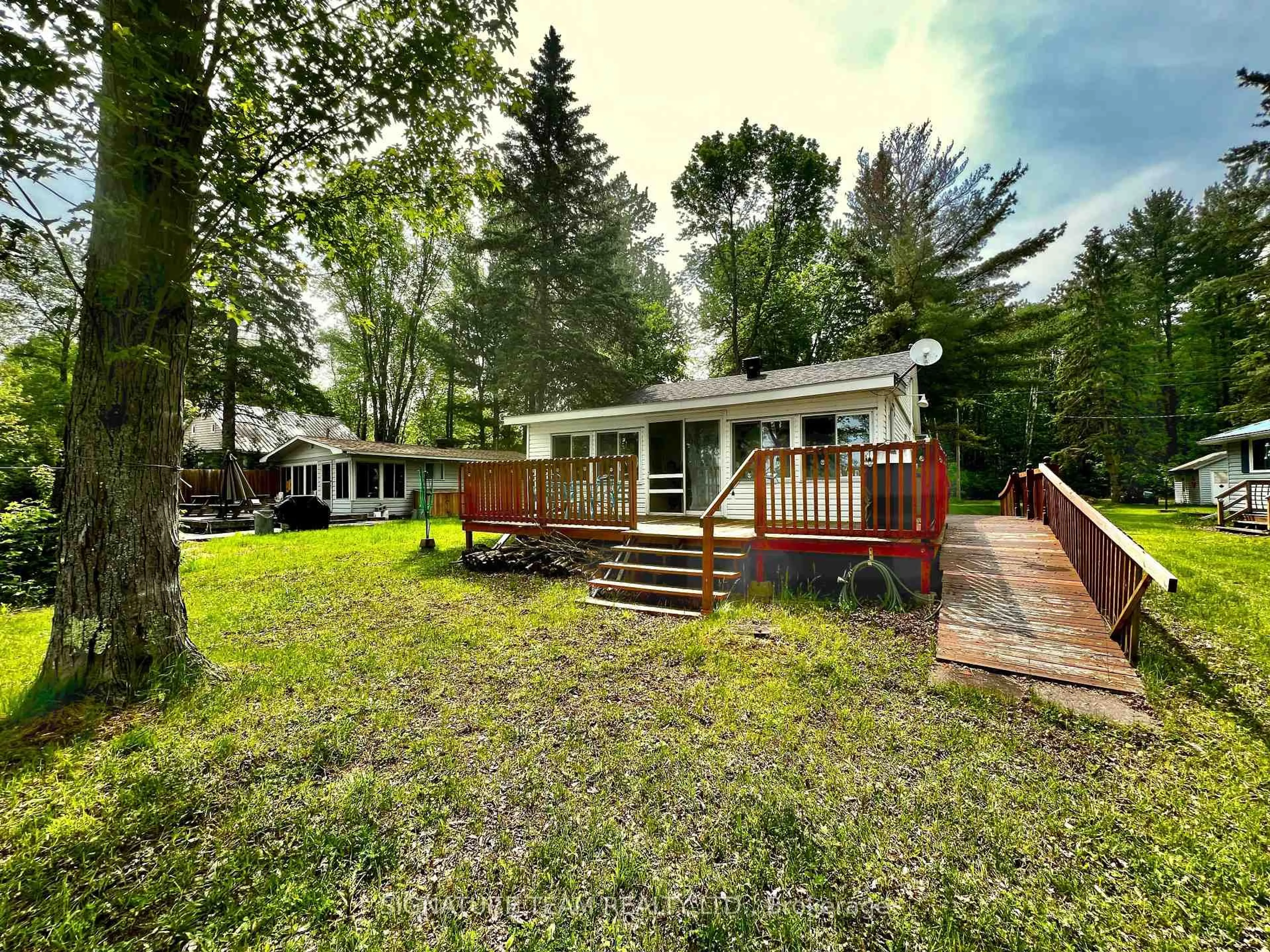 Unknown for 30 Sleepy Hollow Lane, Killaloe Ontario K0J 2A0