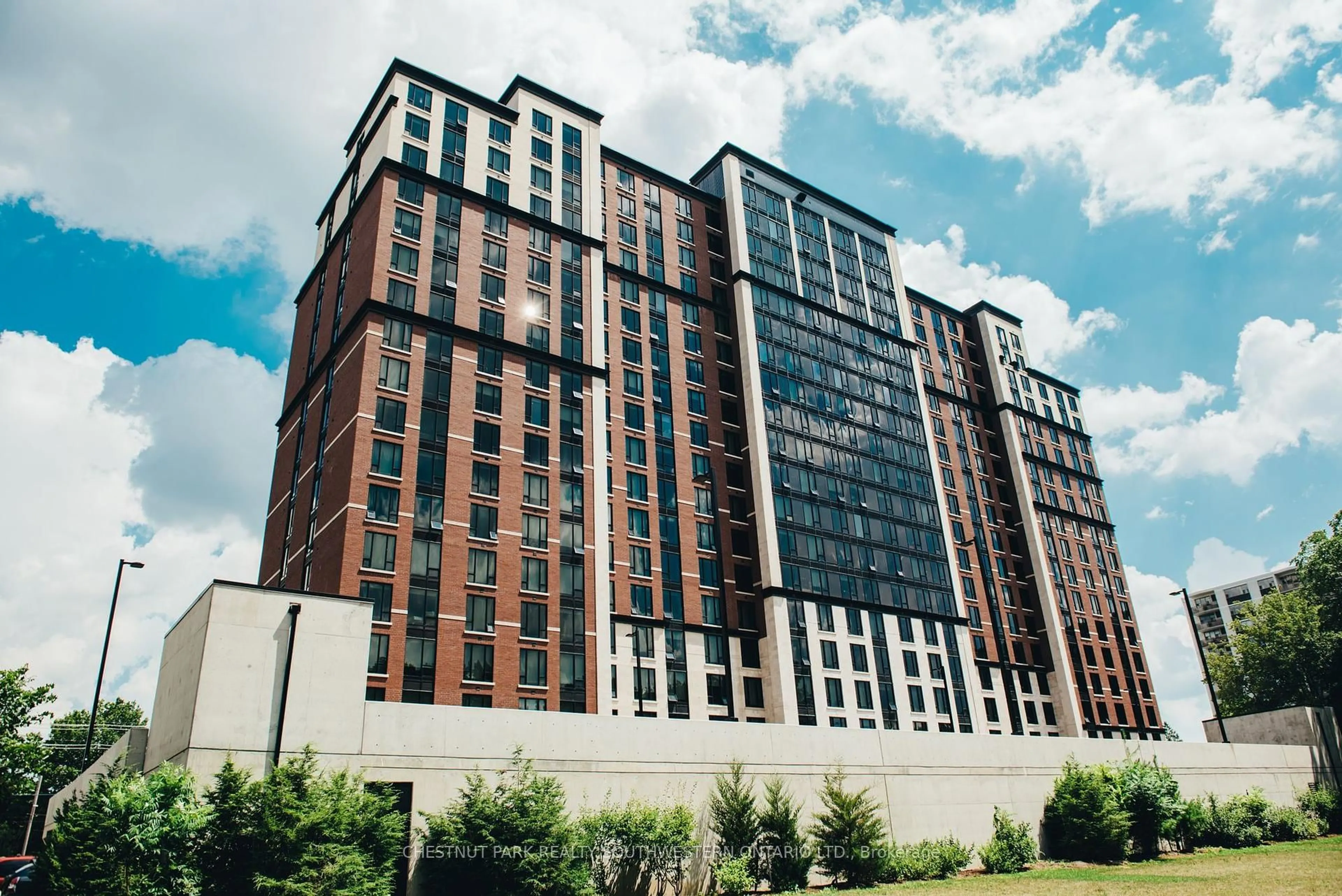 Unknown for 1235 Richmond St #1511, London East Ontario N6A 0C1