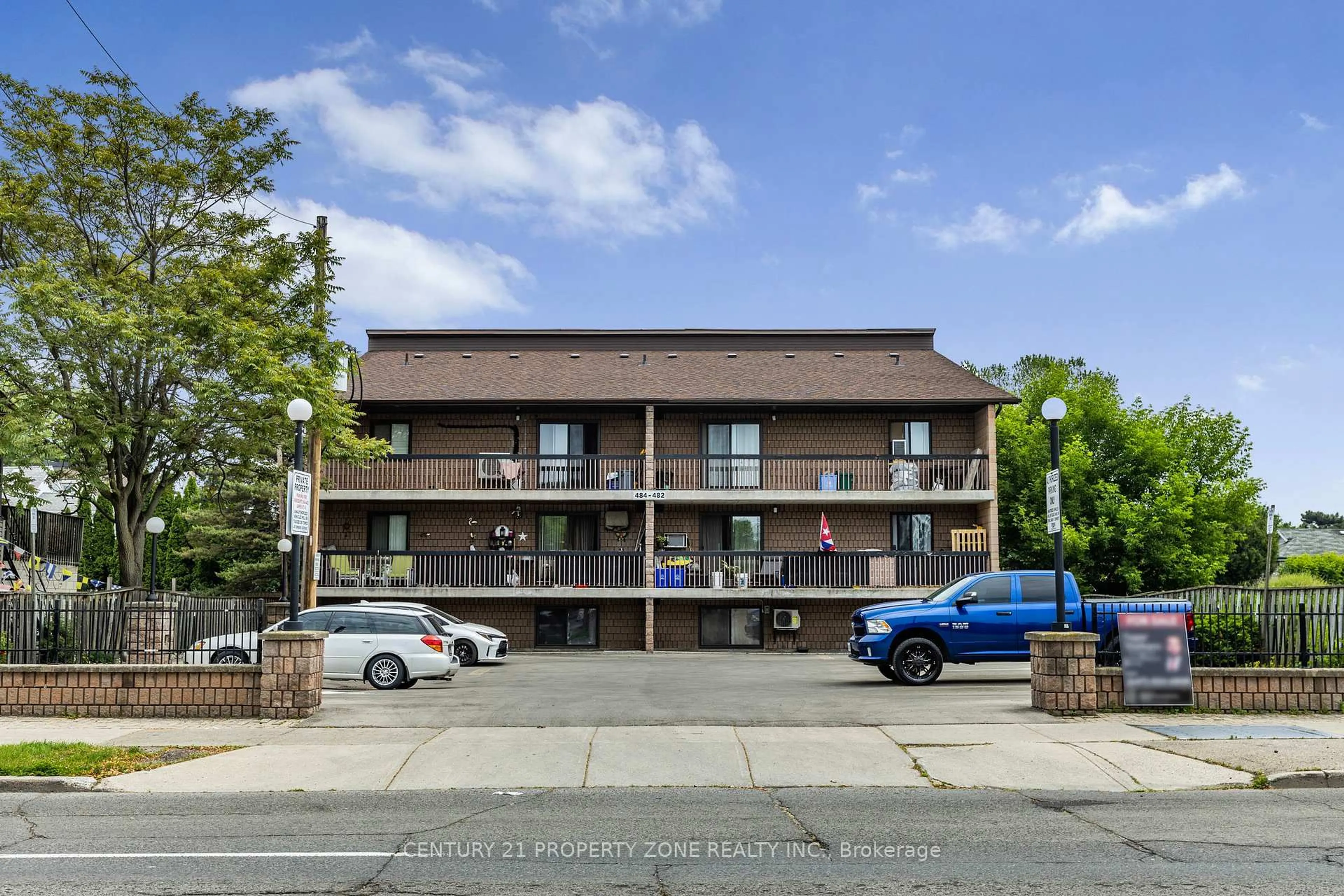 Patio, unknown for 482 James St #104, Hamilton Ontario L8L 1J1