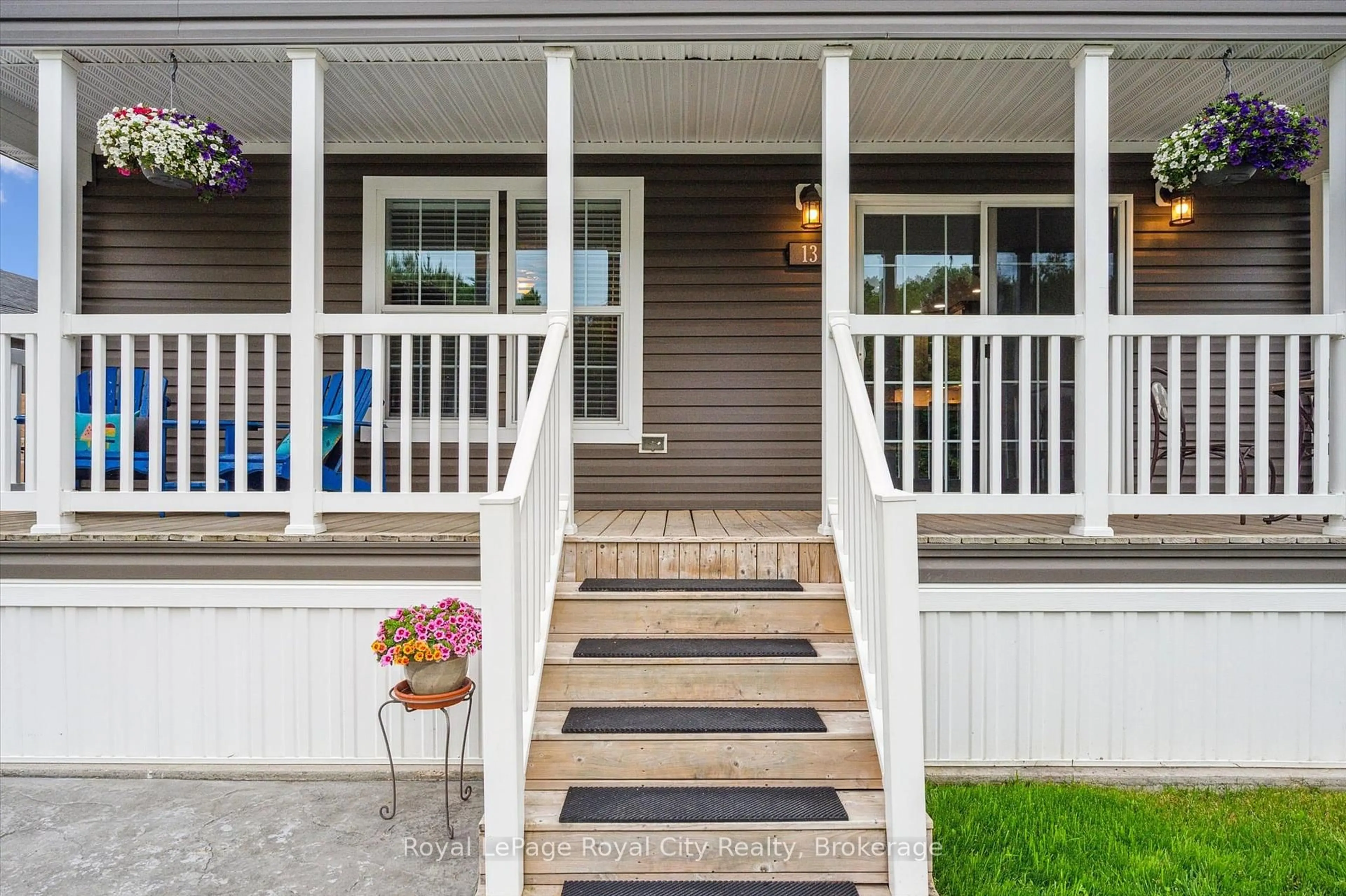 Home with vinyl exterior material, street for 13 Basswood Road Pvt Rd, Puslinch Ontario N0B 2J0