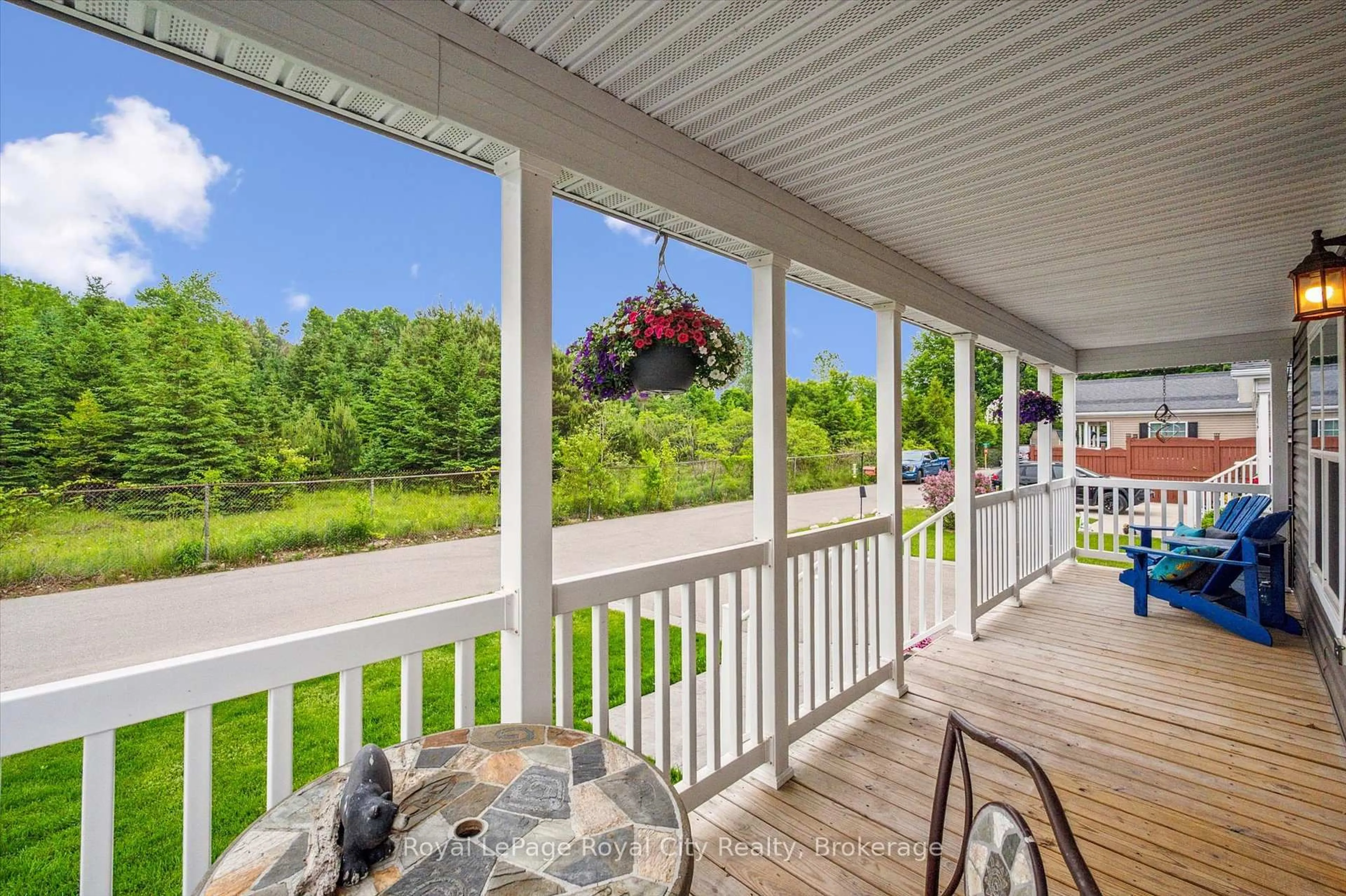 Patio, water/lake/river/ocean view for 13 Basswood Road Pvt Rd, Puslinch Ontario N0B 2J0