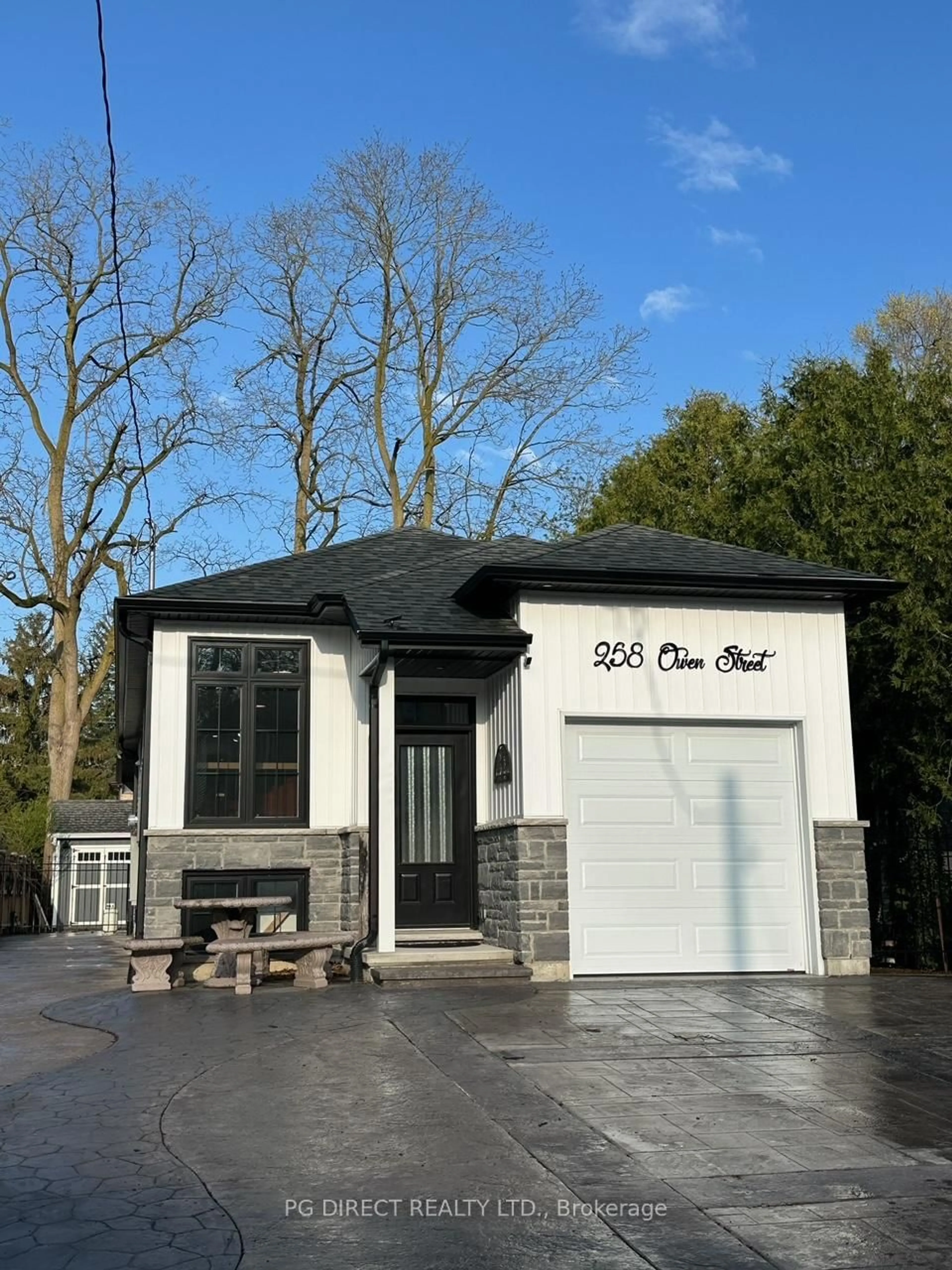 Home with brick exterior material, street for 258 Owen St, Norfolk Ontario N3Y 2V2