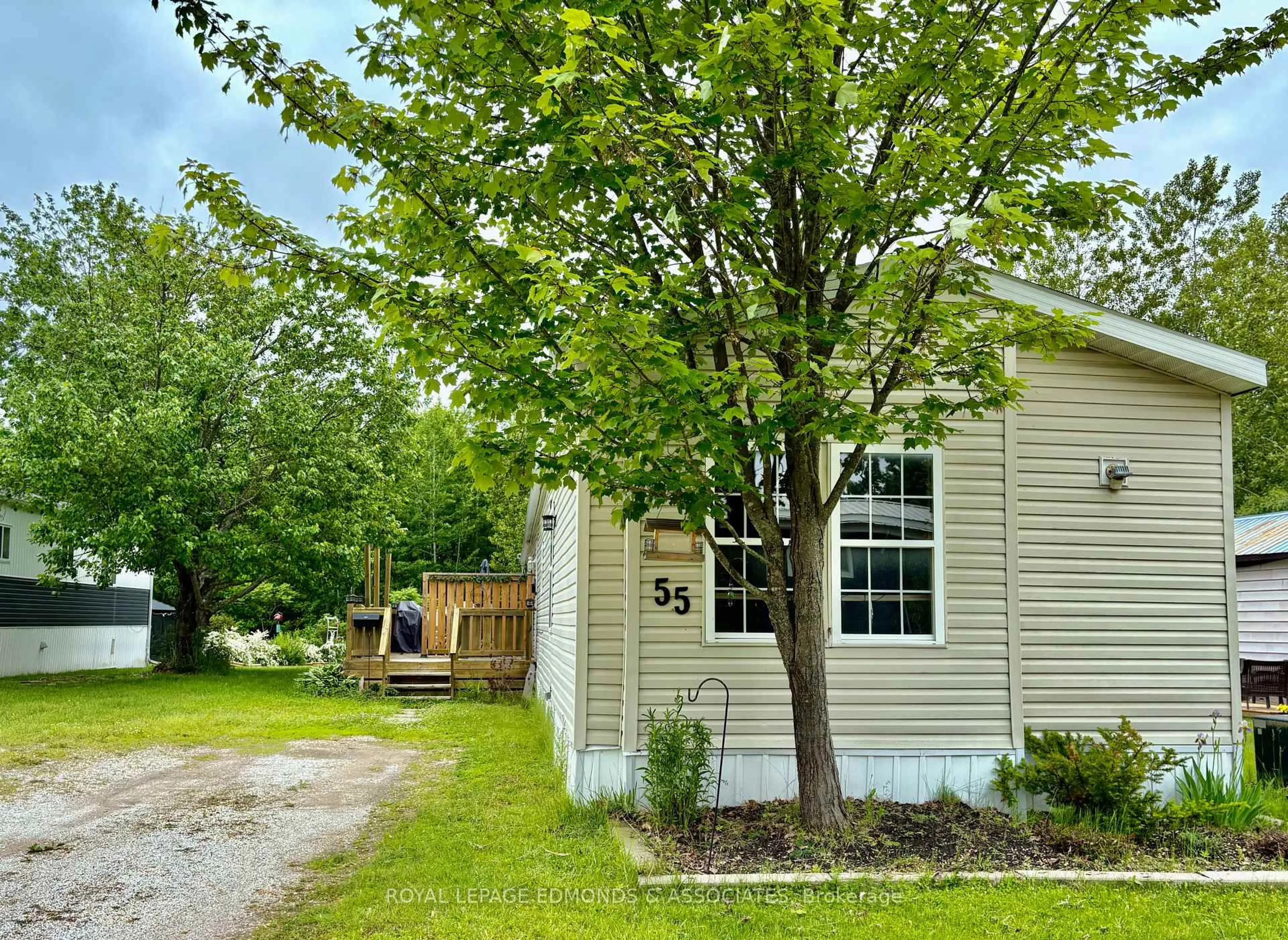 Shed for 55 Pinehurst Estates, Petawawa Ontario K8H 2H2