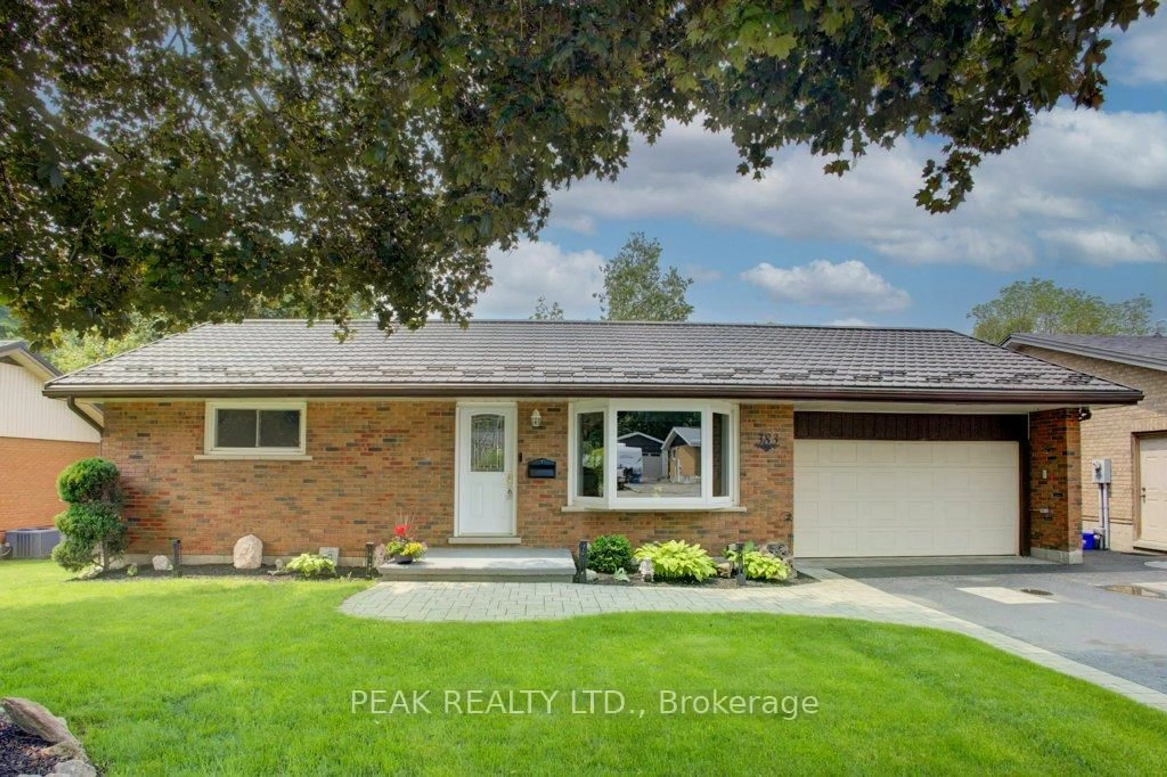 Home with brick exterior material, unknown for 383 Wetherald St, Guelph/Eramosa Ontario N0B 2K0
