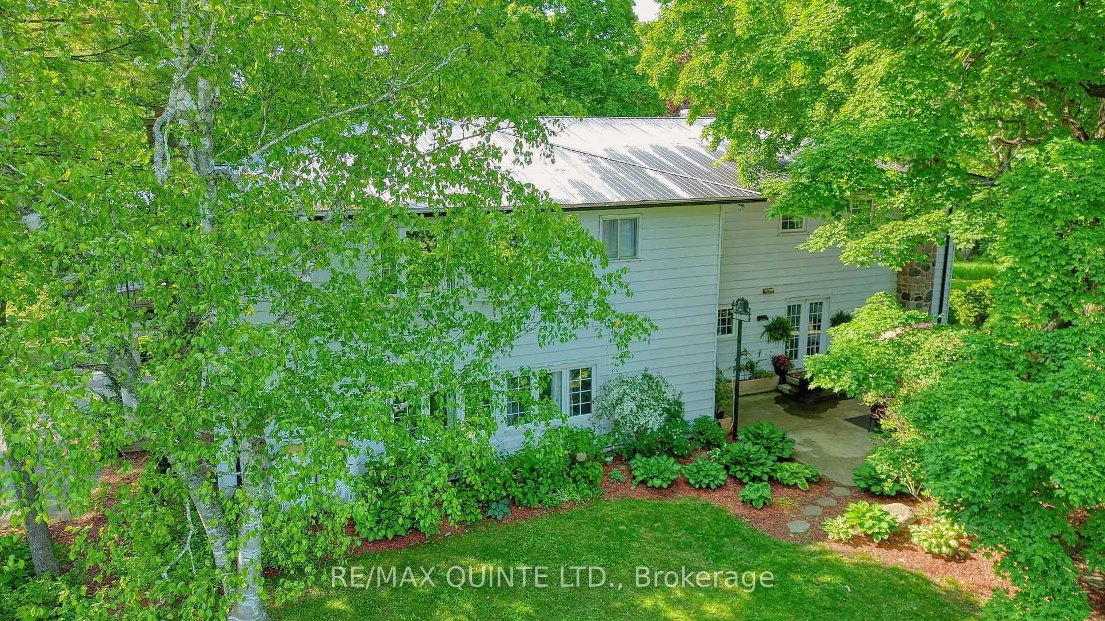 A pic from outside/outdoor area/front of a property/back of a property/a pic from drone, unknown for 548 Lorna Lane, Greater Napanee Ontario K0K 2Z0