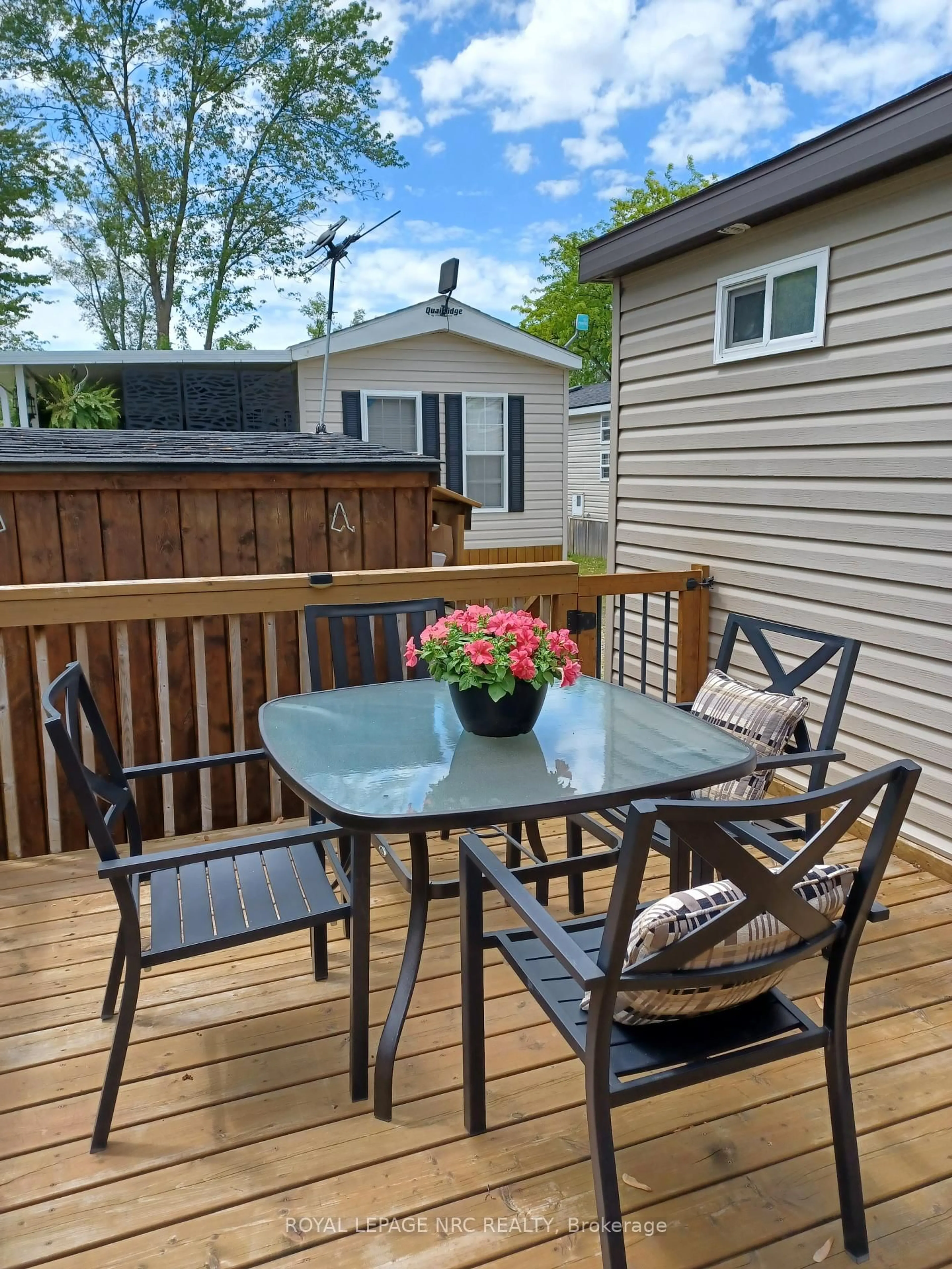Patio, street for 1501 LINE 8 Rd #514, Niagara-on-the-Lake Ontario L0S 1L0