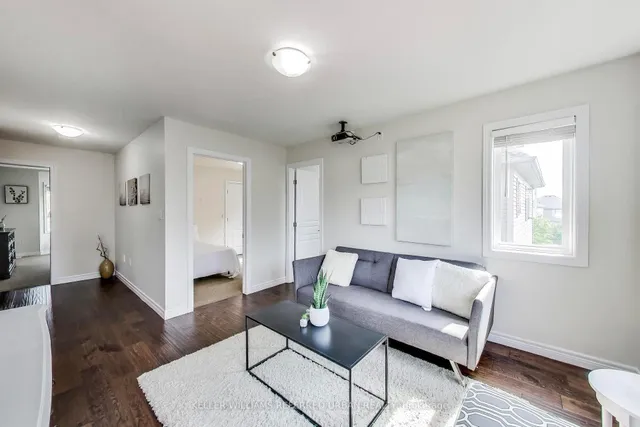 Additional property image - 7 Grandstand Dr