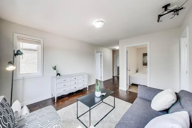 Additional property image - 7 Grandstand Dr