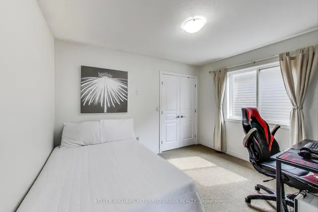 Additional property image - 7 Grandstand Dr