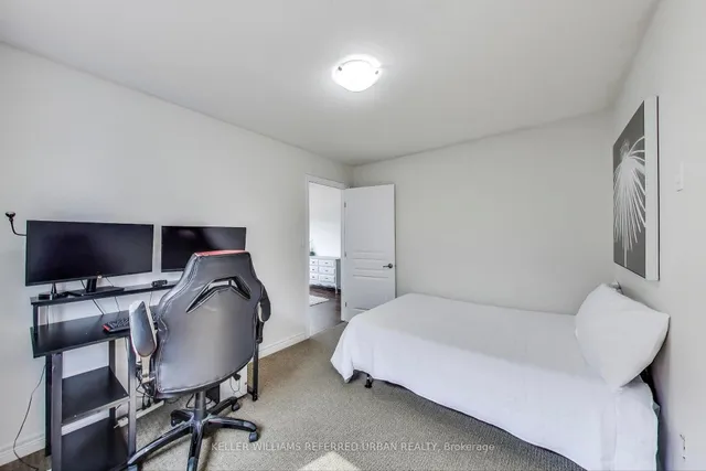 Additional property image - 7 Grandstand Dr