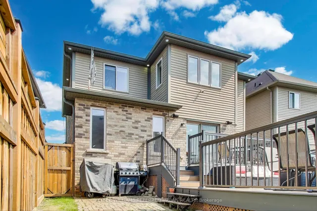 Additional property image - 7 Grandstand Dr