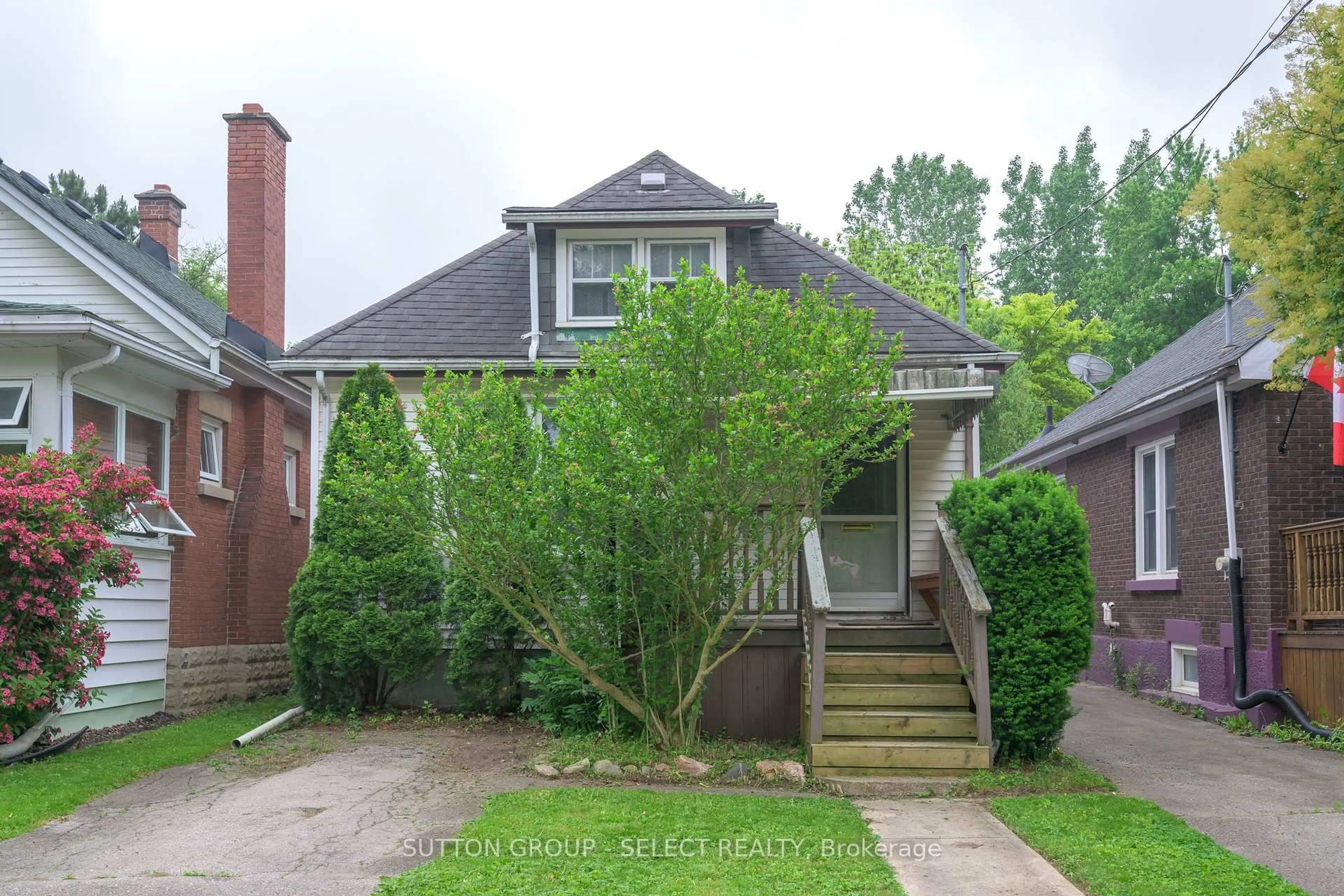 Home with brick exterior material, street for 107 Langarth St, London South Ontario N6C 1Z3