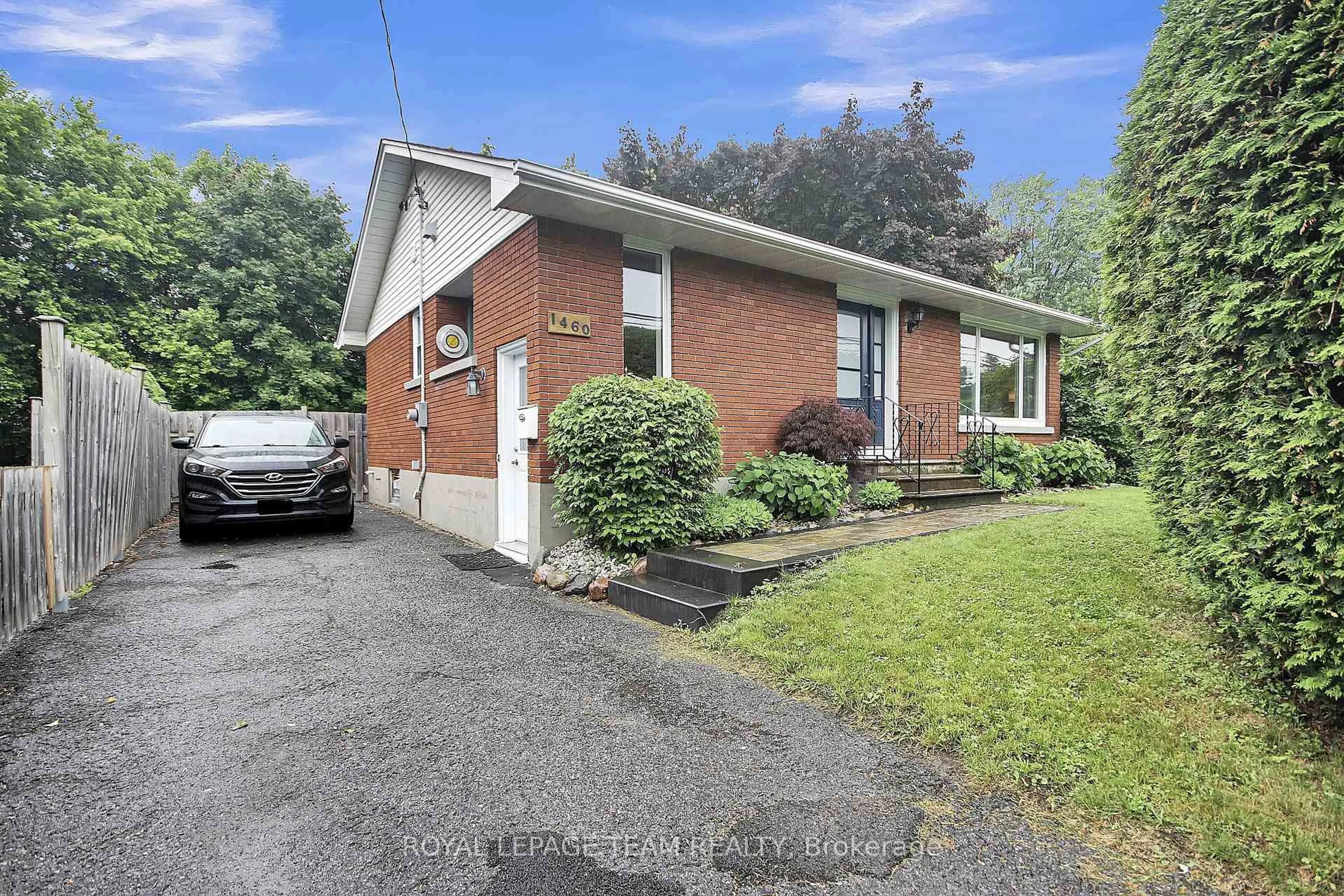 Unknown for 1460 RAVEN Ave, Ottawa Ontario K1Z 7Y7