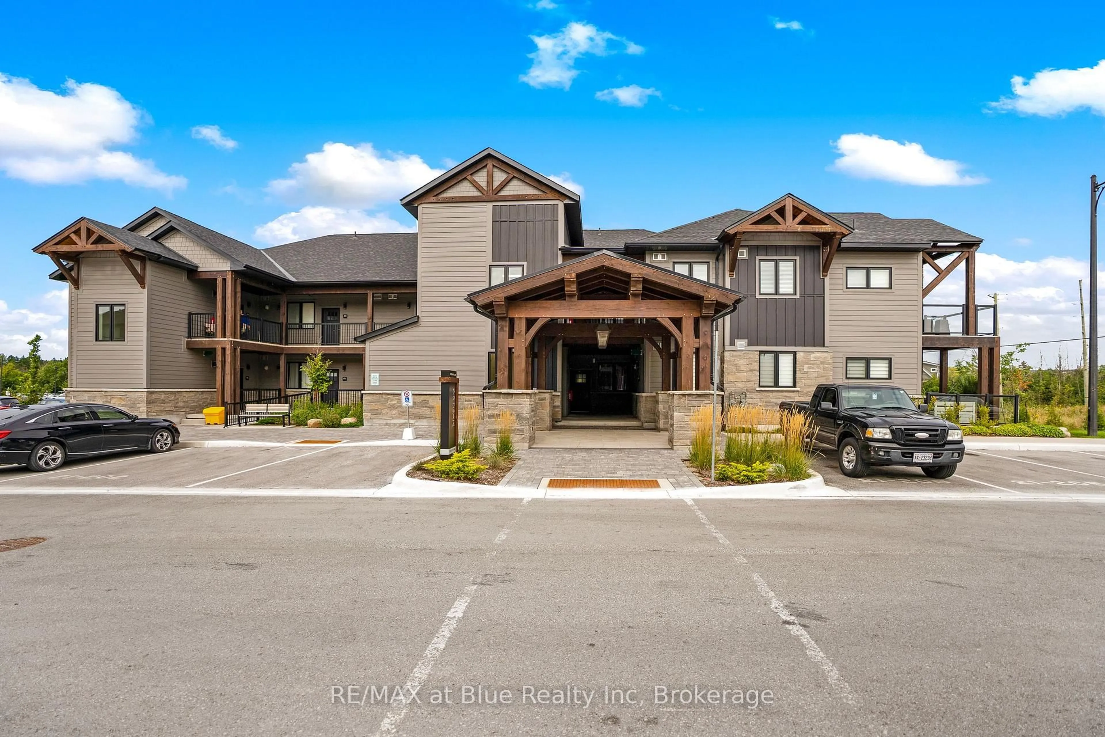 Unknown for 21 Beckwith Lane #206, Blue Mountains Ontario L9Y 3B6