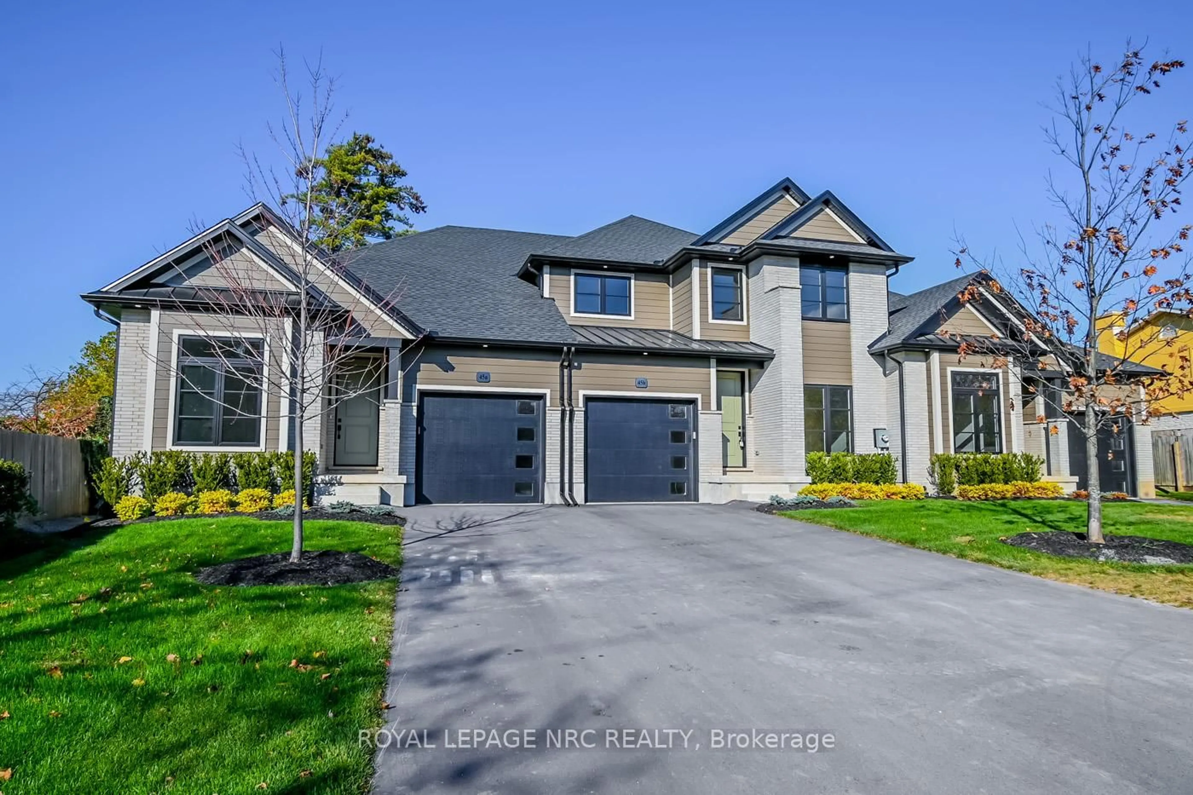 Home with vinyl exterior material, street for 45A LAKESHORE Rd, St. Catharines Ontario L2N 2T2