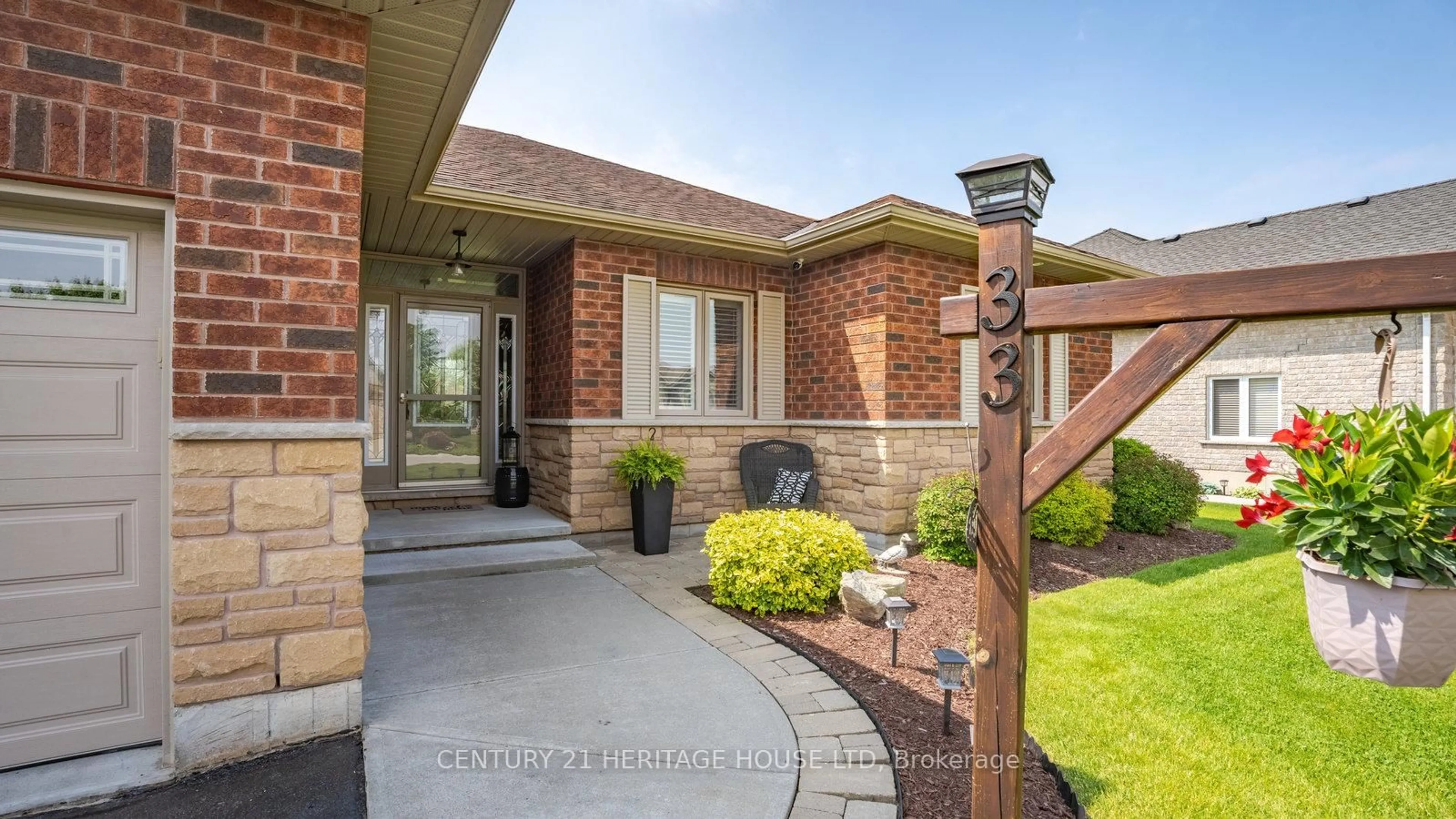 Home with brick exterior material, street for 33 Melody Dr, Norfolk Ontario N4B 3E1