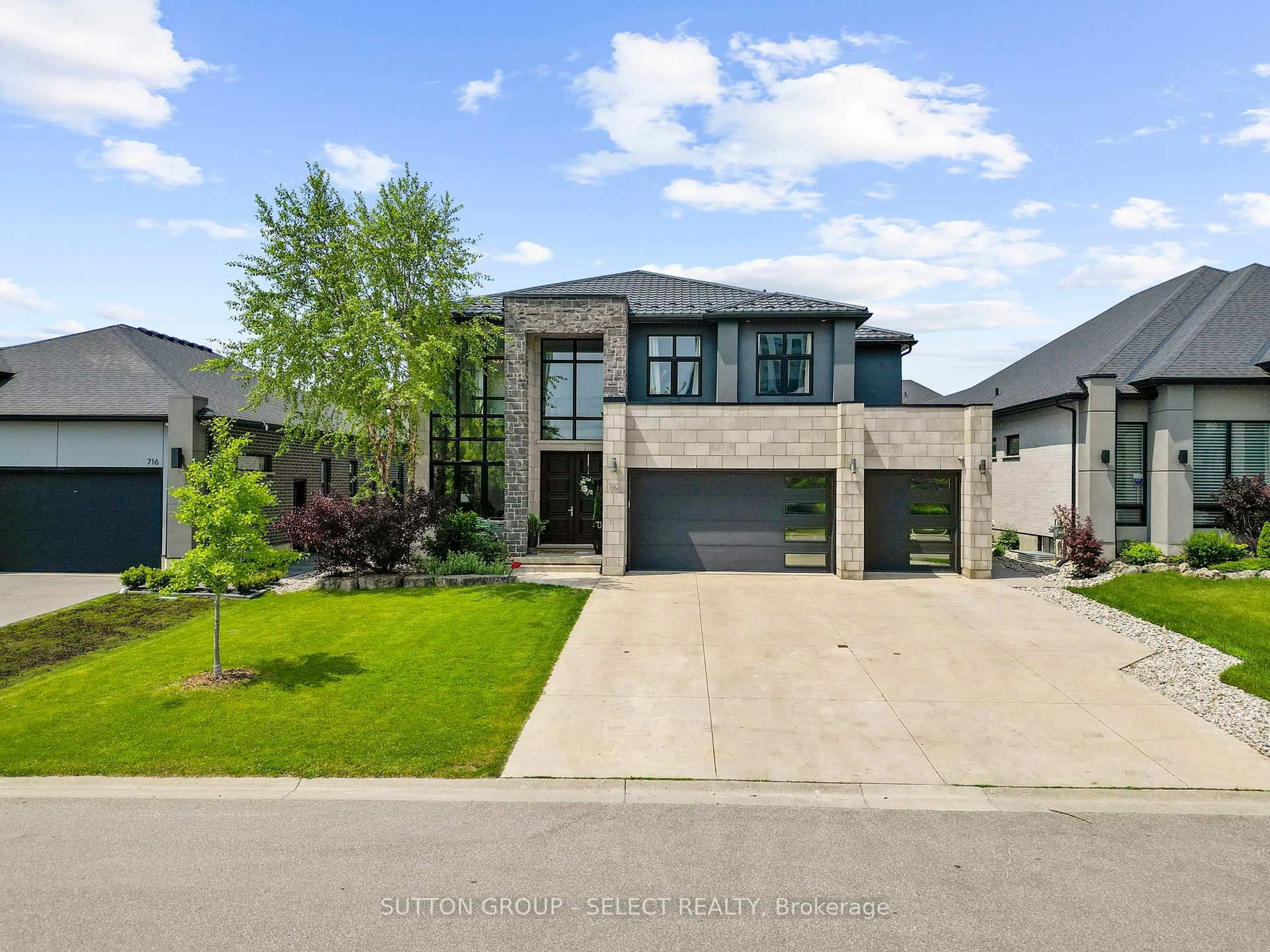 Home with brick exterior material, street for 710 Hickoryridge Common, London North Ontario N6G 0M8