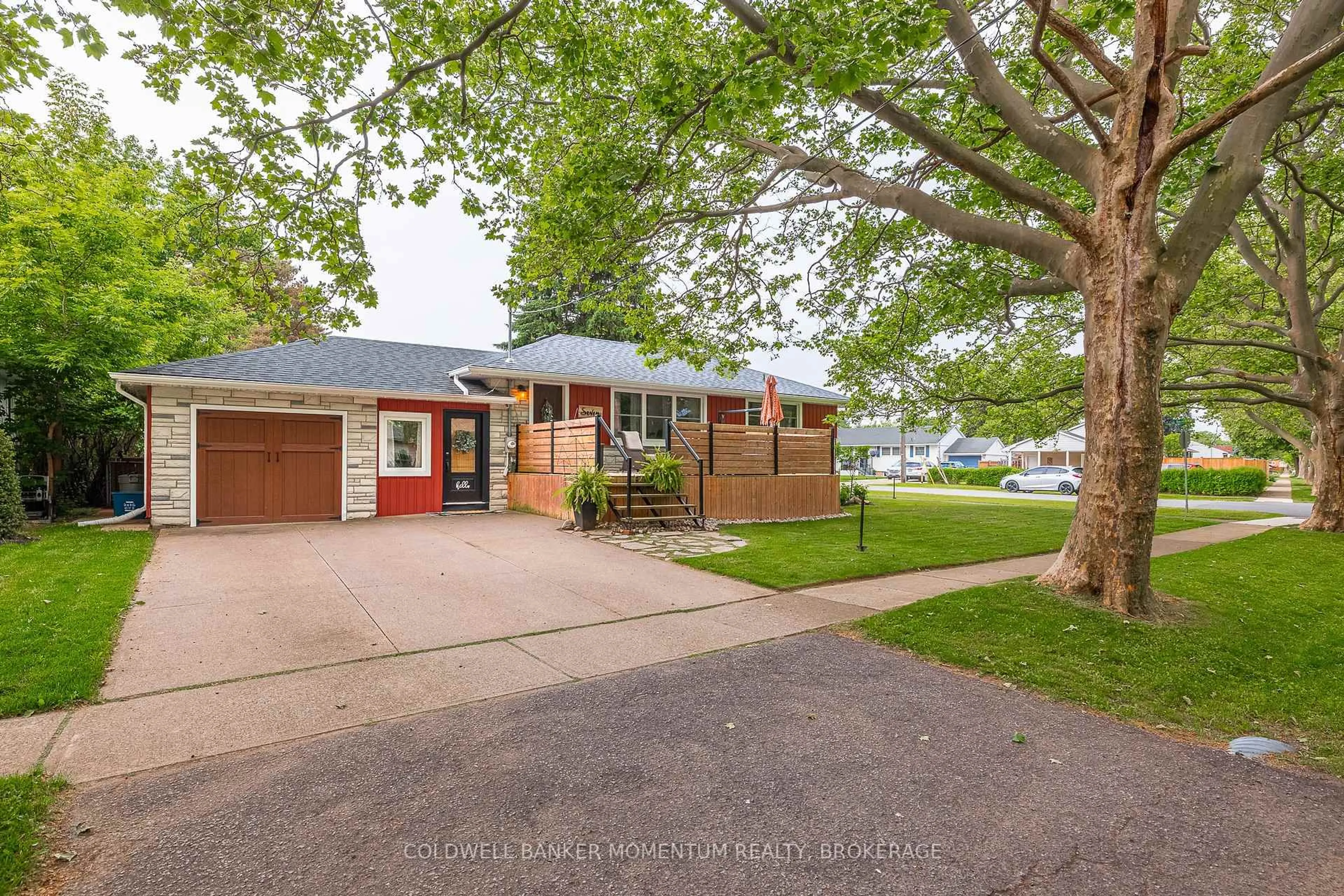 Home with brick exterior material, street for 7 Overholt St, St. Catharines Ontario L2N 1K5