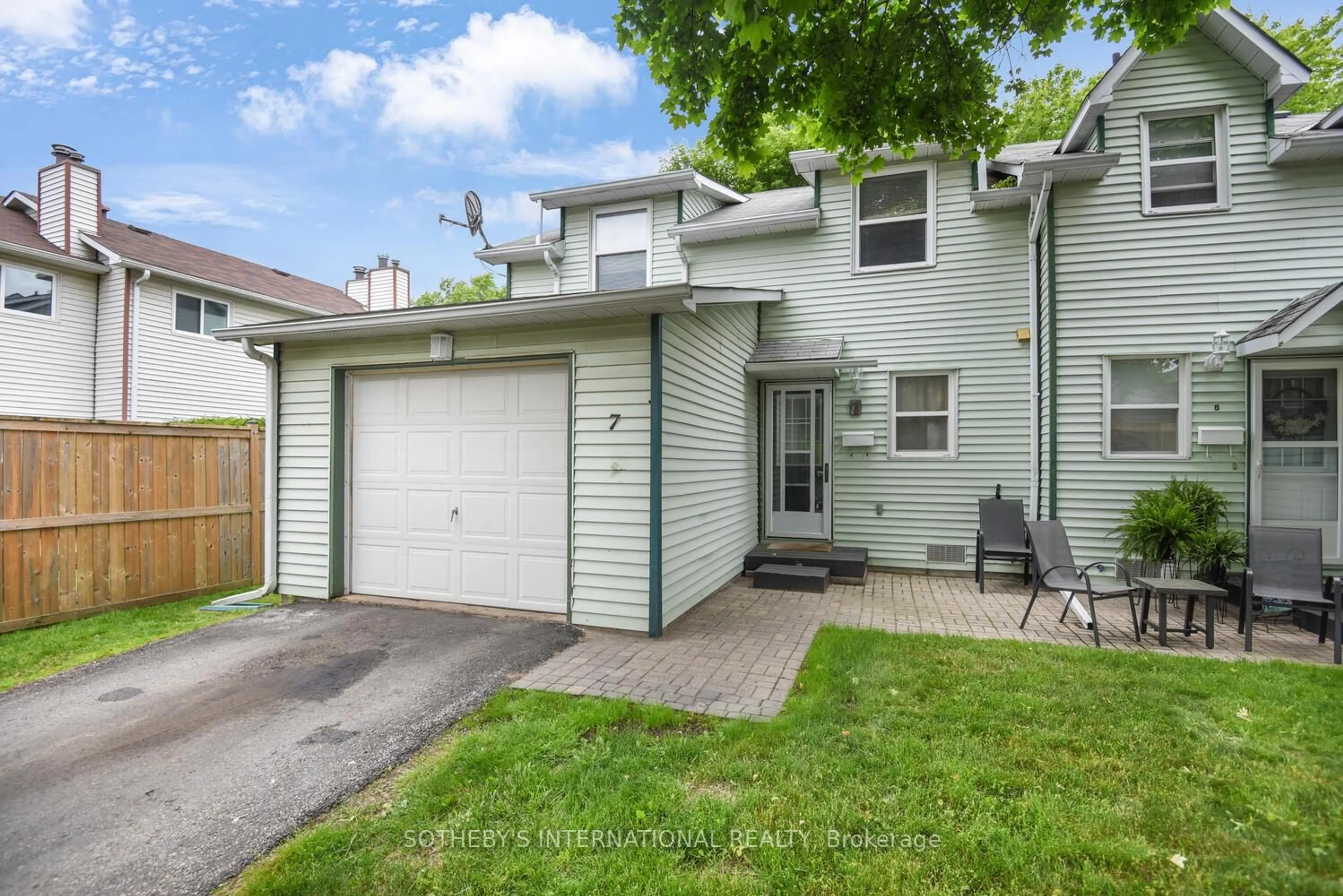Unknown for 27 Aldershot Ave #7, Brockville Ontario K6V 2P7