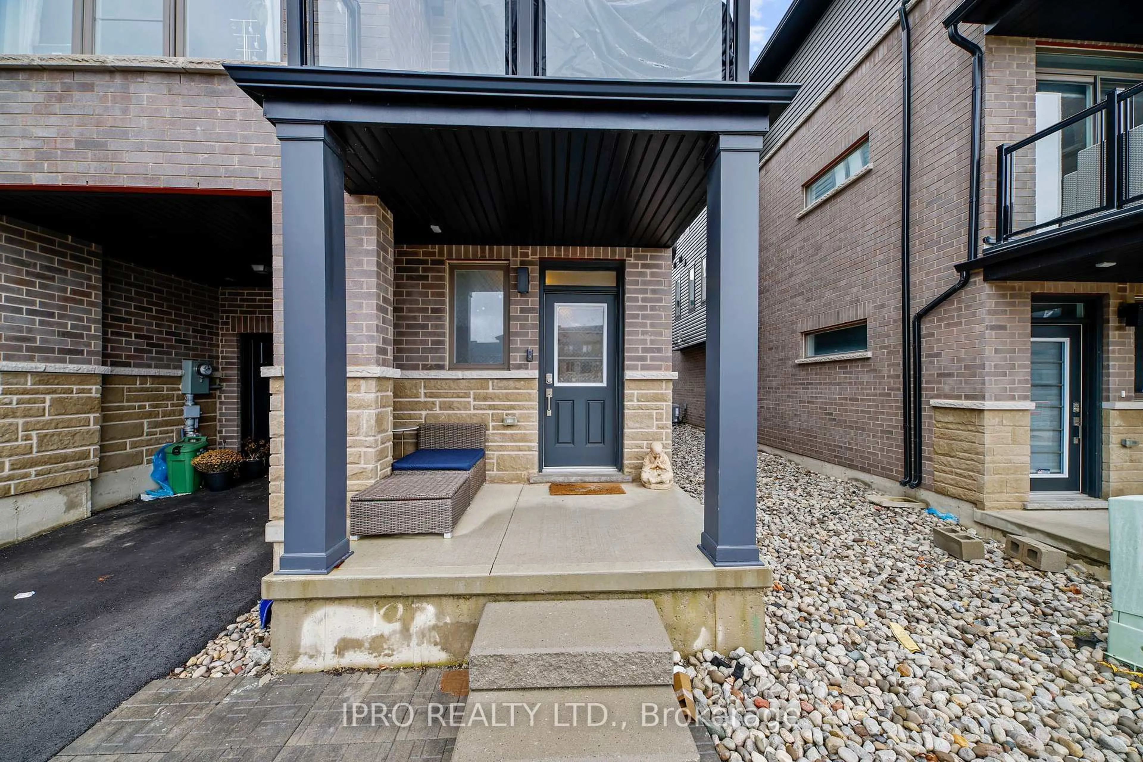 Unknown for 61 Soho St #123, Hamilton Ontario L8J 0M6