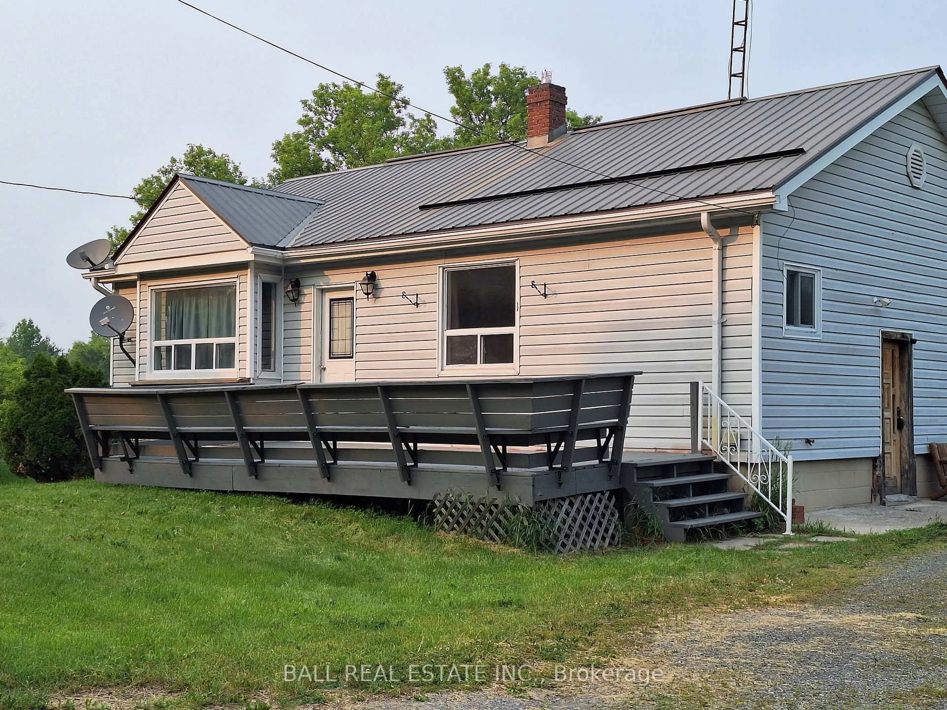 Home with vinyl exterior material, street for 87 Blairton Rd, Havelock-Belmont-Methuen Ontario K0L 1Z0