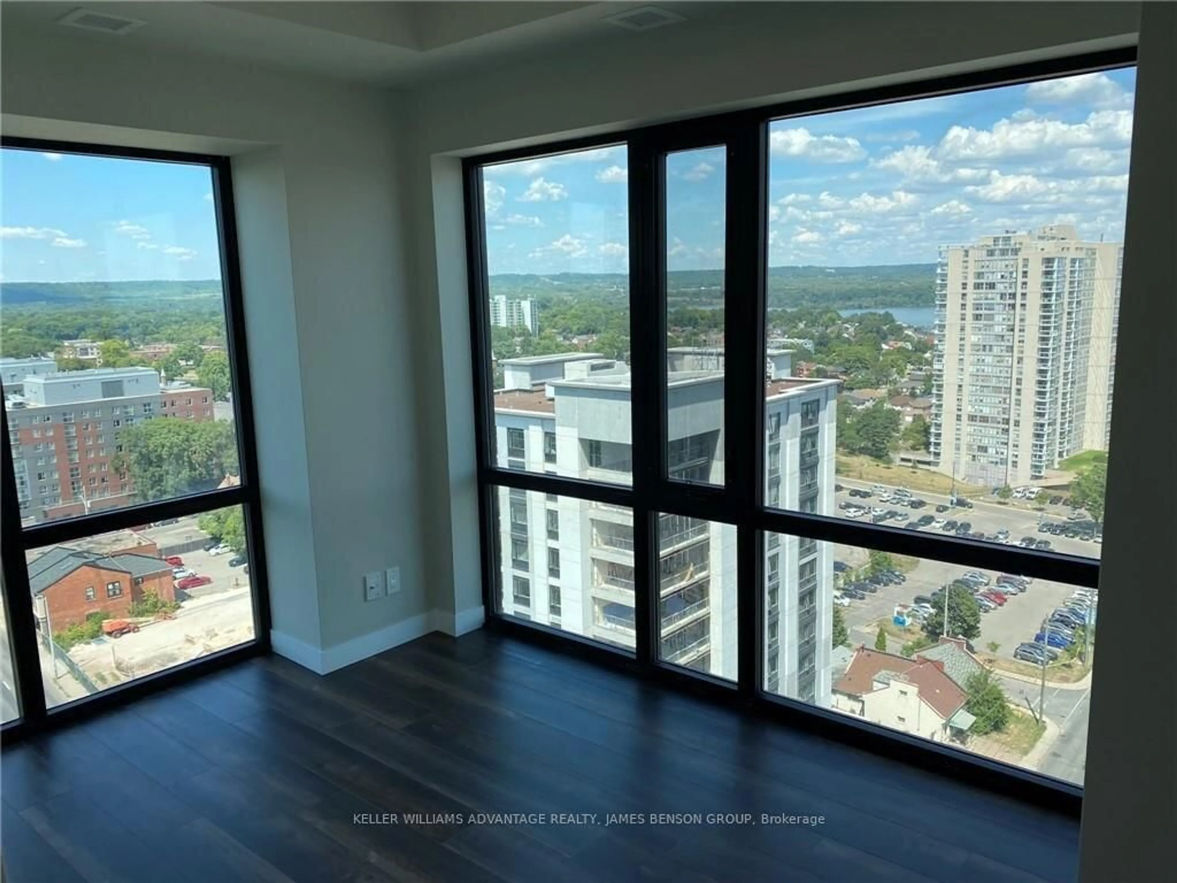 A pic of a room for 15 Queen St #2207, Hamilton Ontario L8P 0C6
