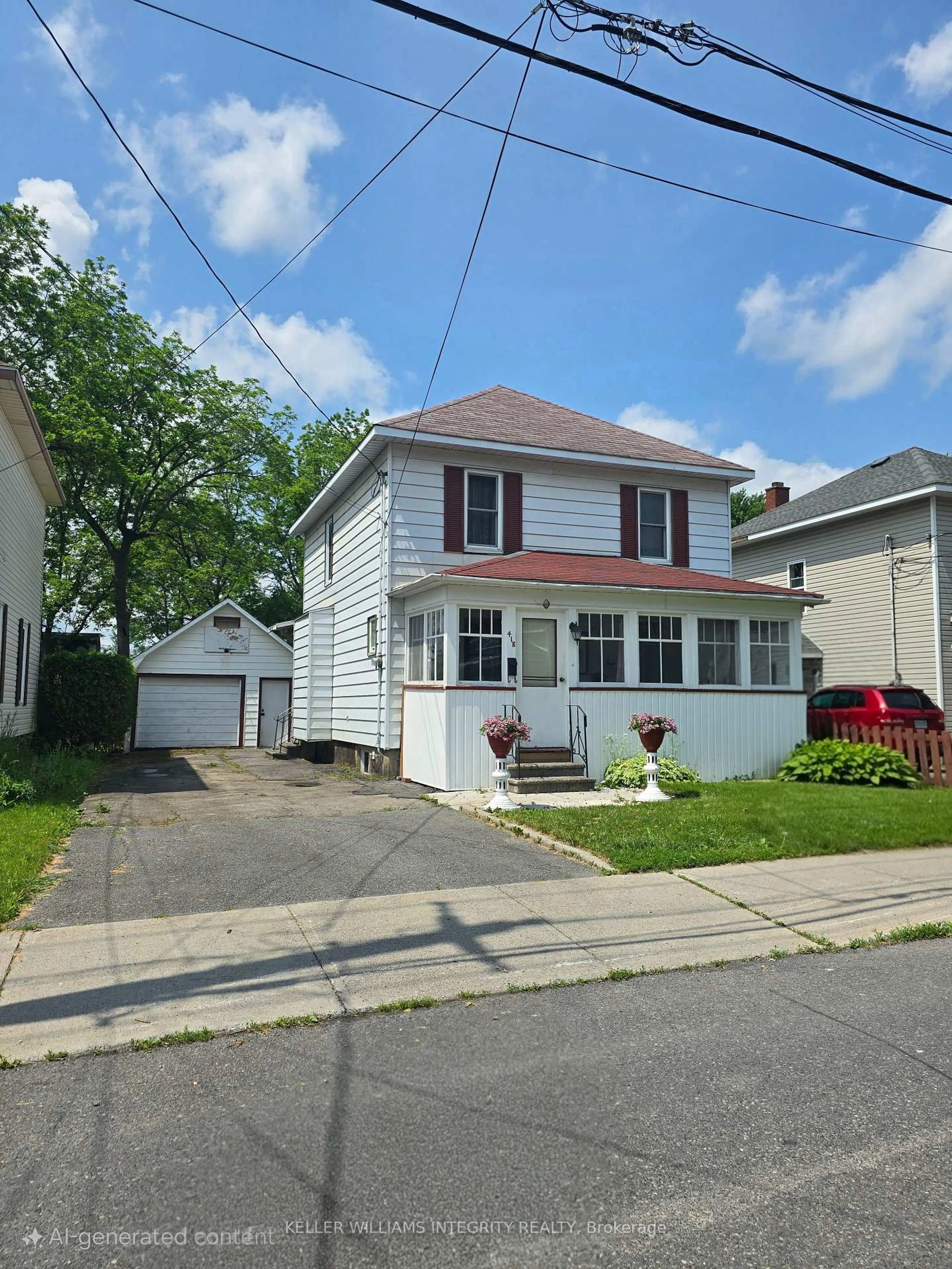 Home with vinyl exterior material, street for 418 Bedford St, Cornwall Ontario K6J 4C6