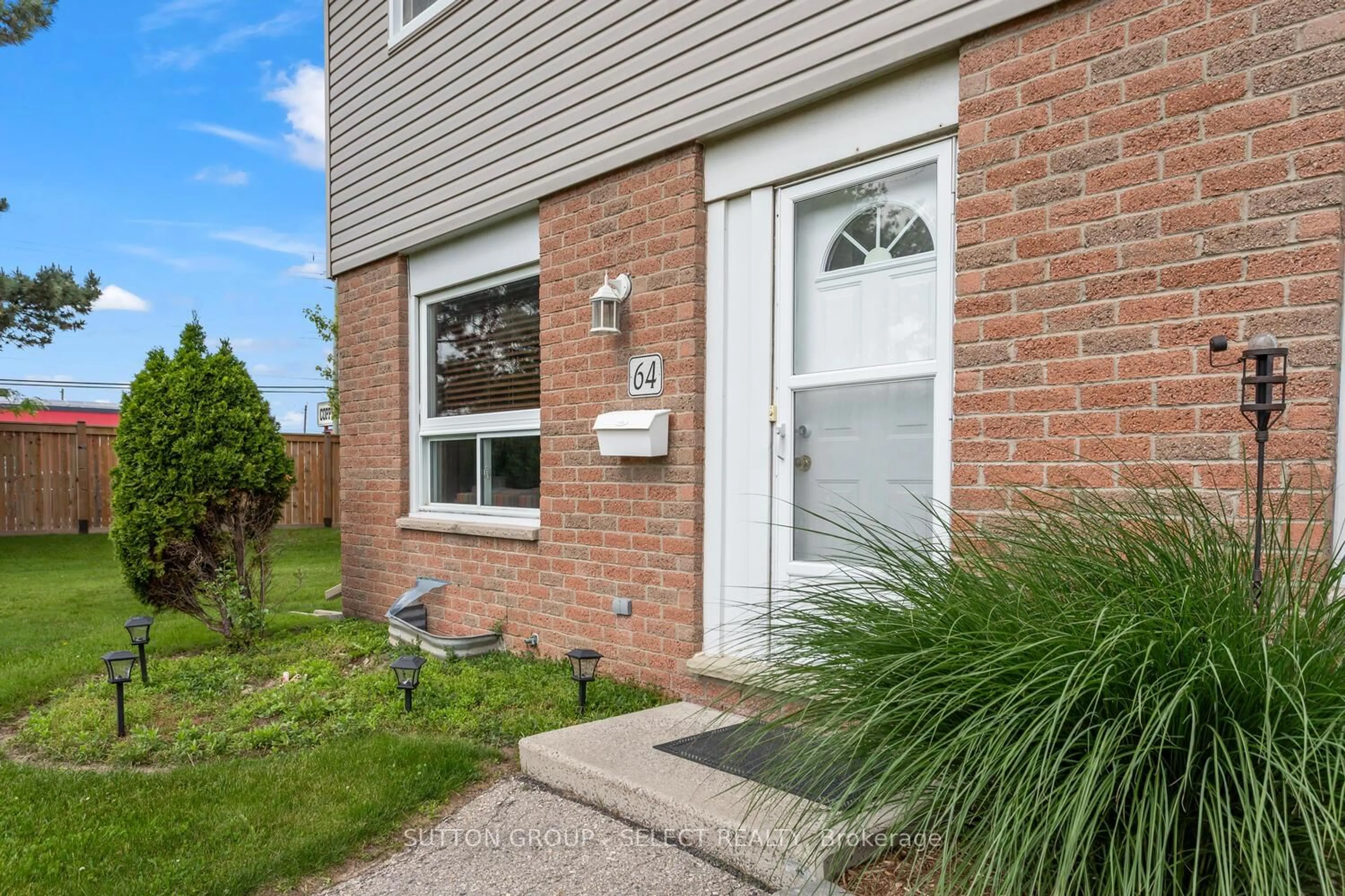 Unknown for 40 TIFFANY Dr #64, London East Ontario N5V 3N3