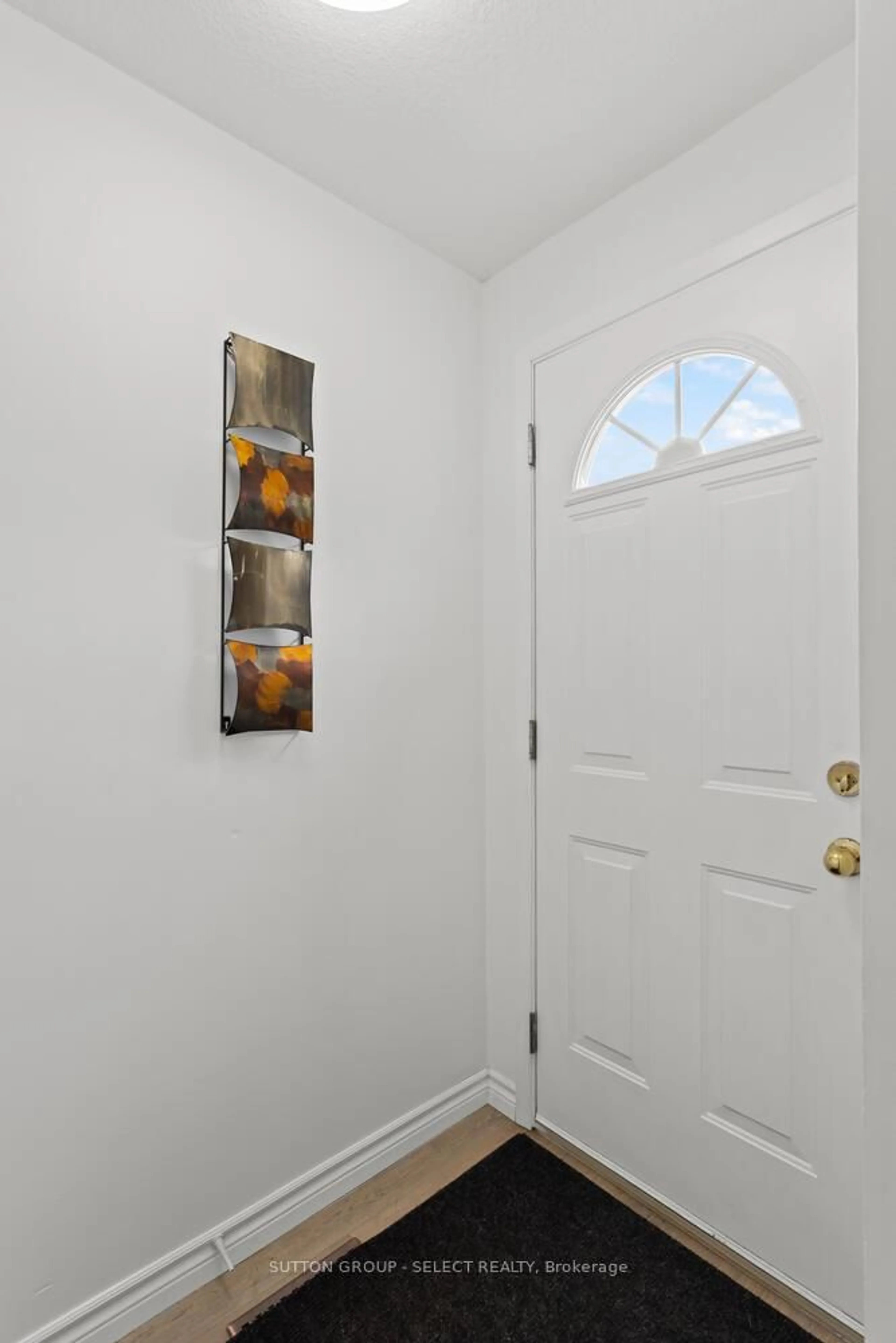 Indoor entryway for 40 TIFFANY Dr #64, London East Ontario N5V 3N3