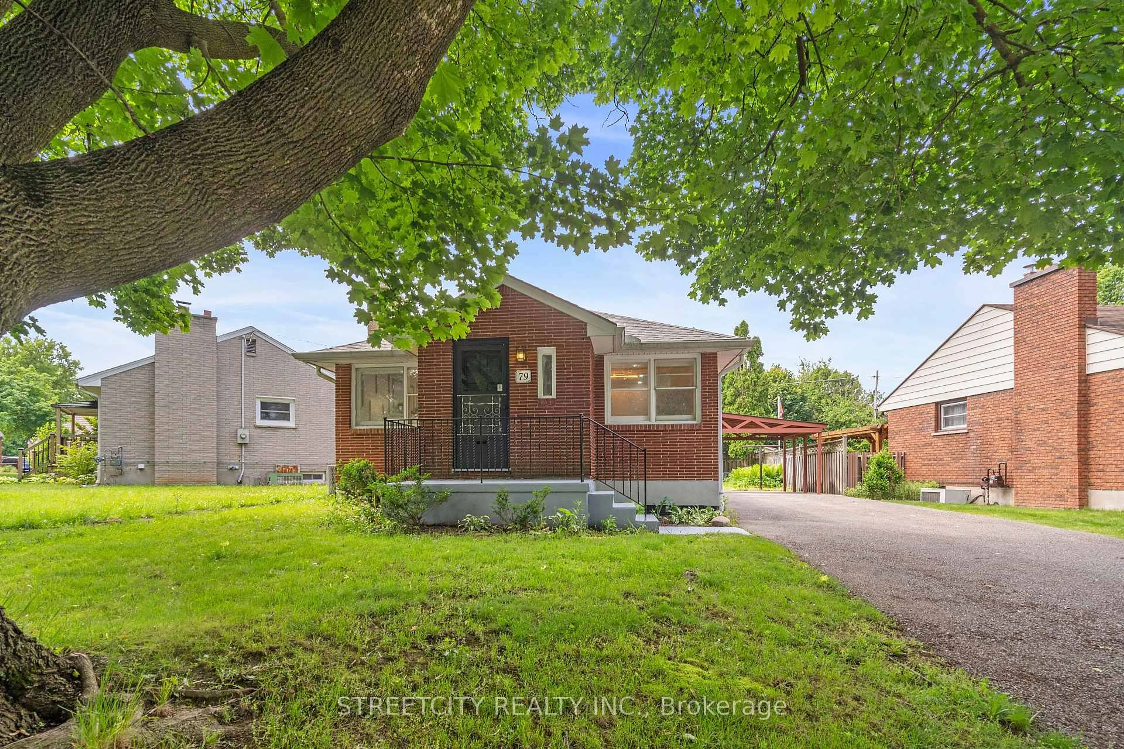 Home with brick exterior material, street for 79 Glass Ave, London East Ontario N5W 1Z8