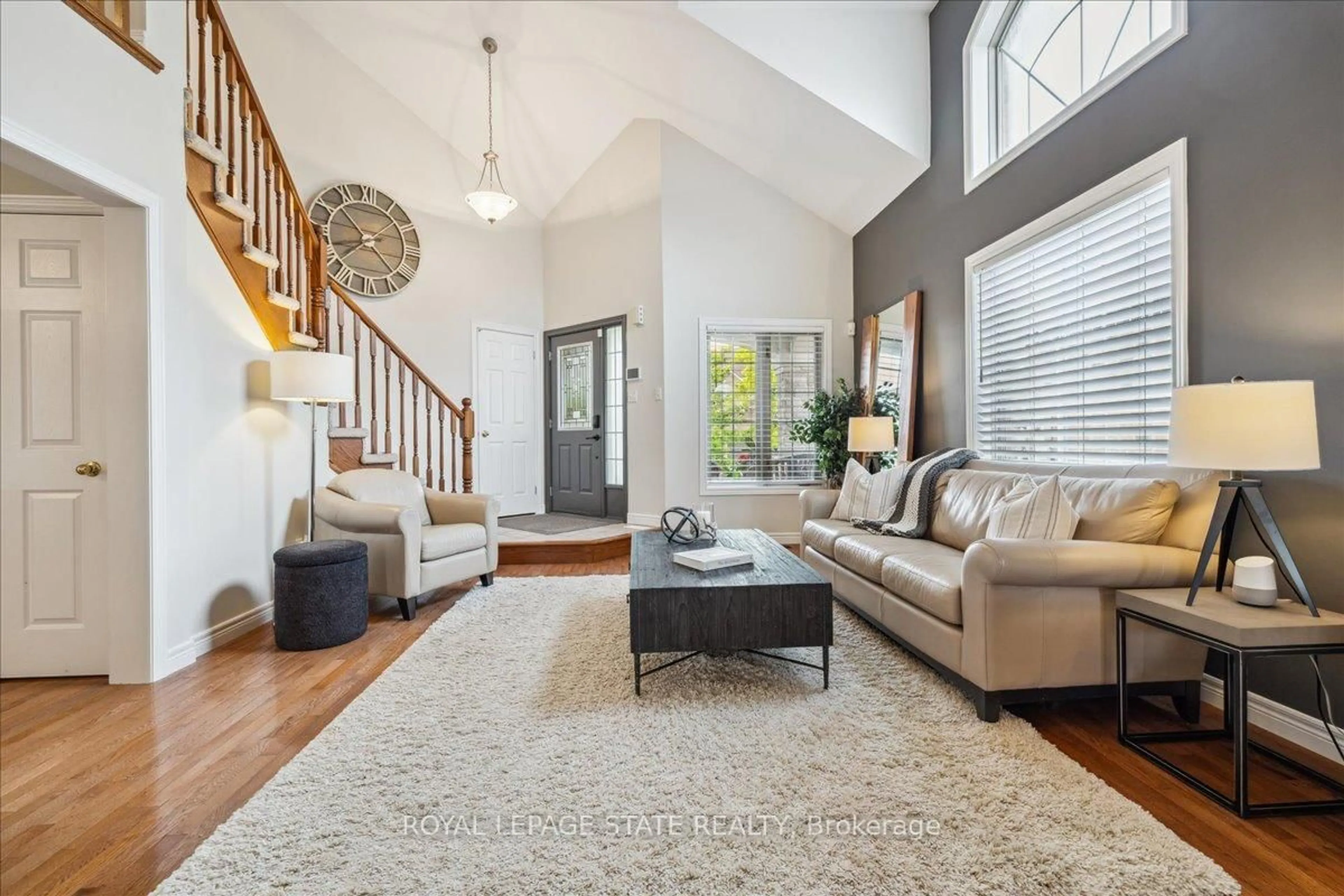 Living room with furniture, unknown for 51 Napa Lane, Hamilton Ontario L8E 6B7