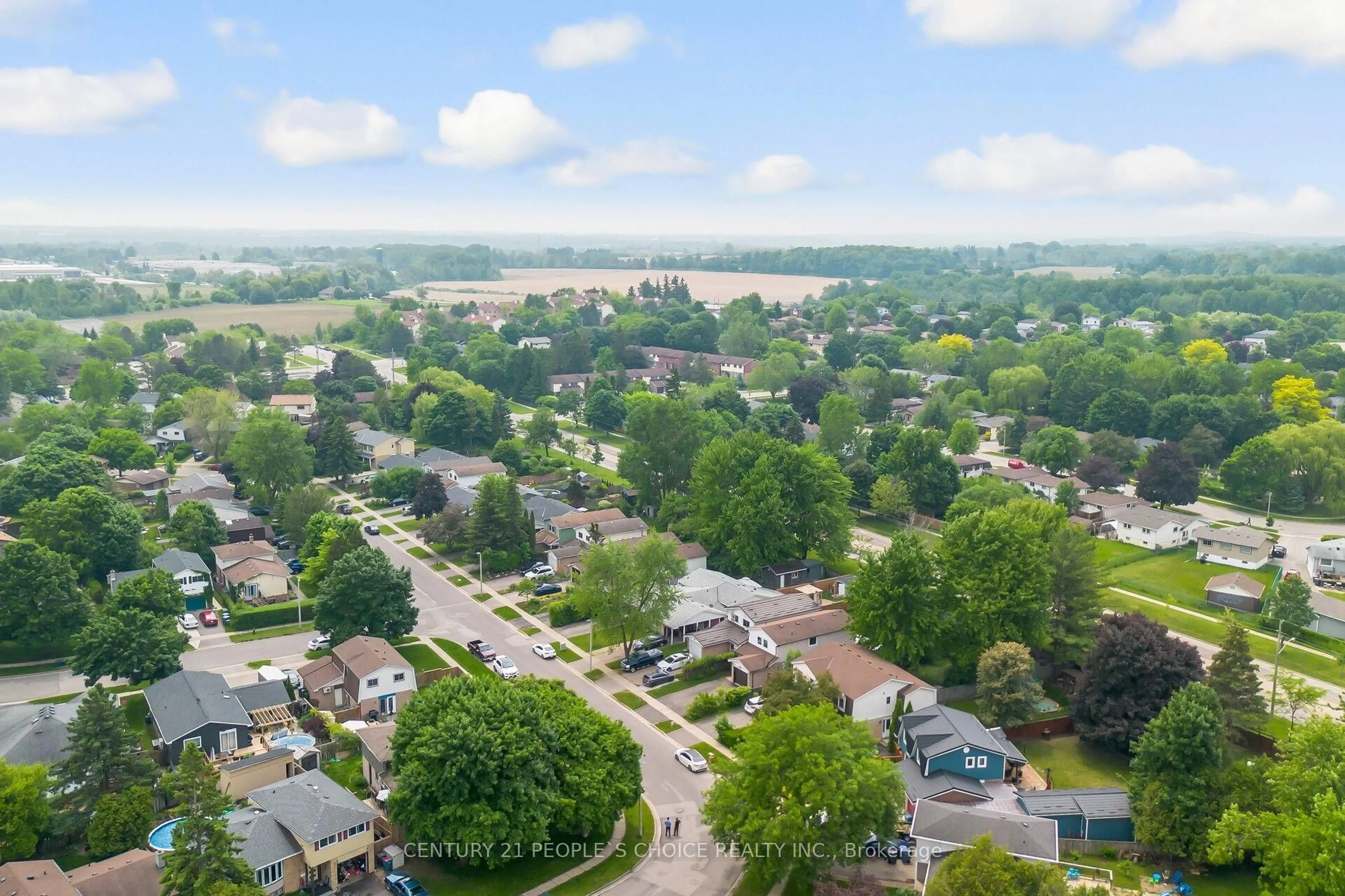 A pic from outside/outdoor area/front of a property/back of a property/a pic from drone, unknown for 106 QUEENSDALE Cres, Guelph Ontario N1H 6W3