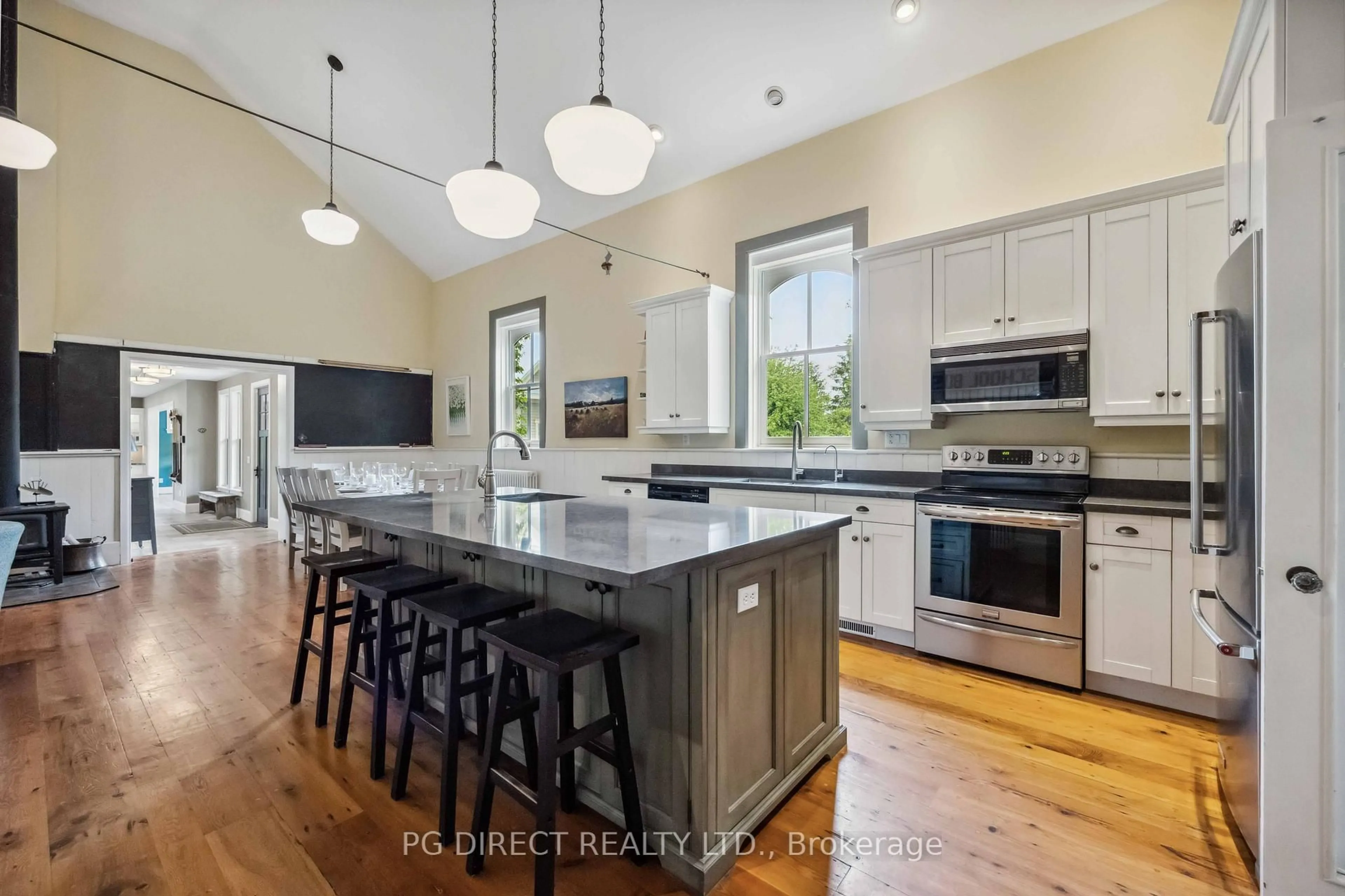 Open concept kitchen, unknown for 553763 Road 55, Grey Highlands Ontario N0C 1J0