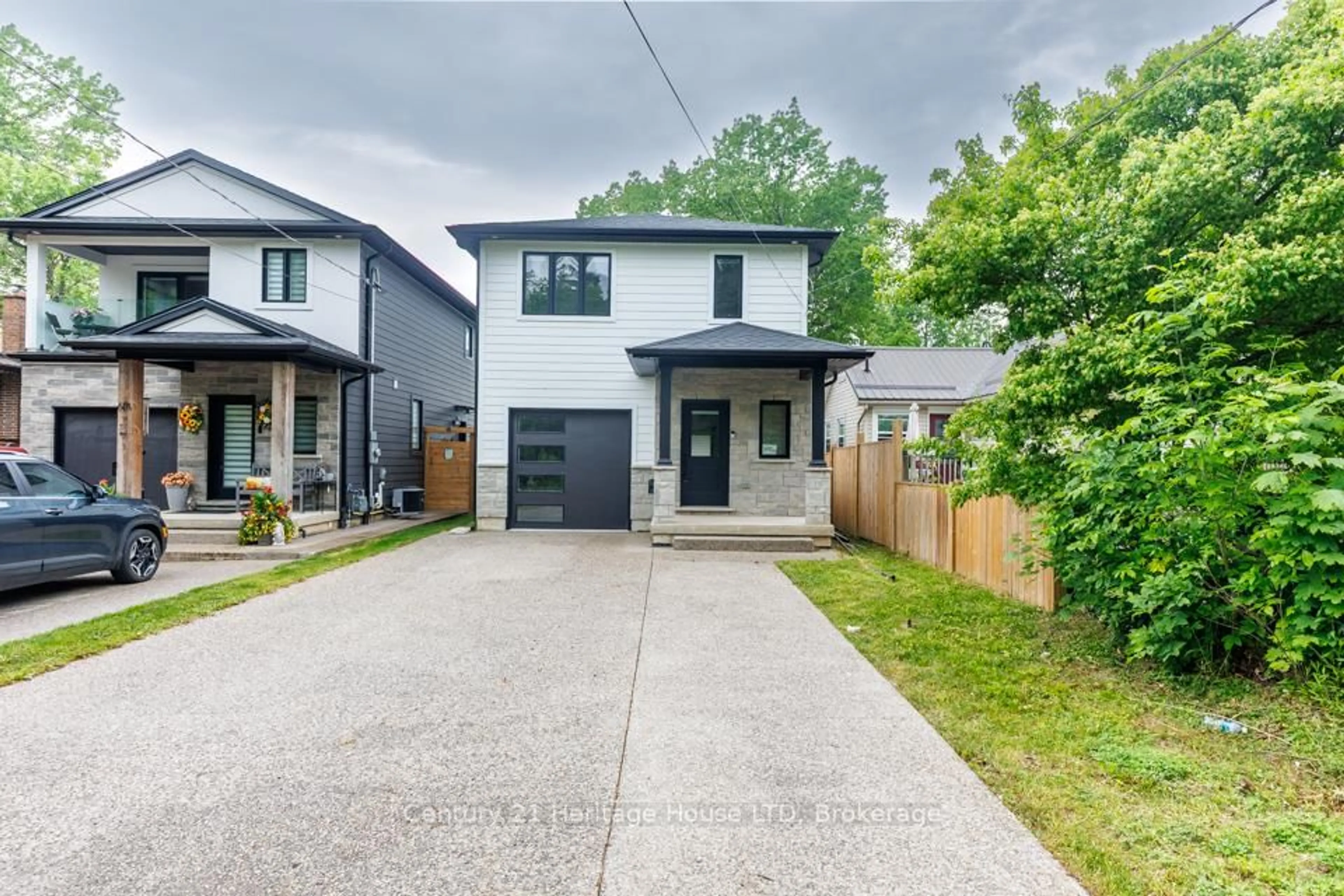 Home with brick exterior material, street for 61.5B Jarrow Rd, St. Catharines Ontario L2M 1B7