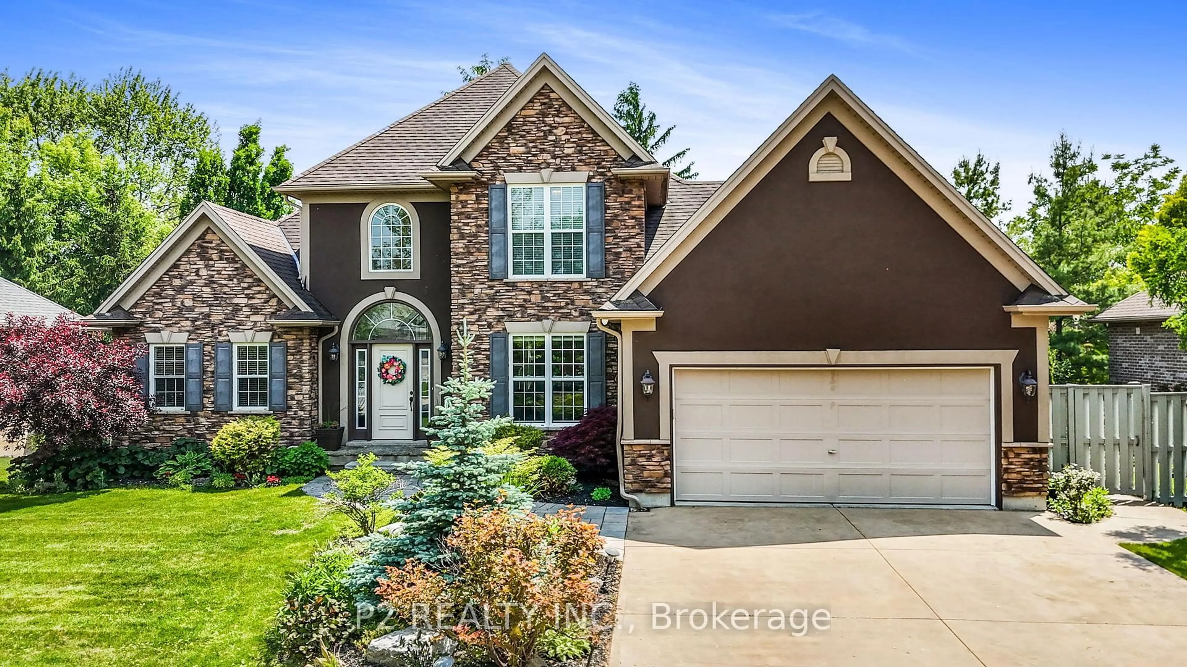 Home with brick exterior material, street for 16 Martha Crt, Pelham Ontario L0S 1C0