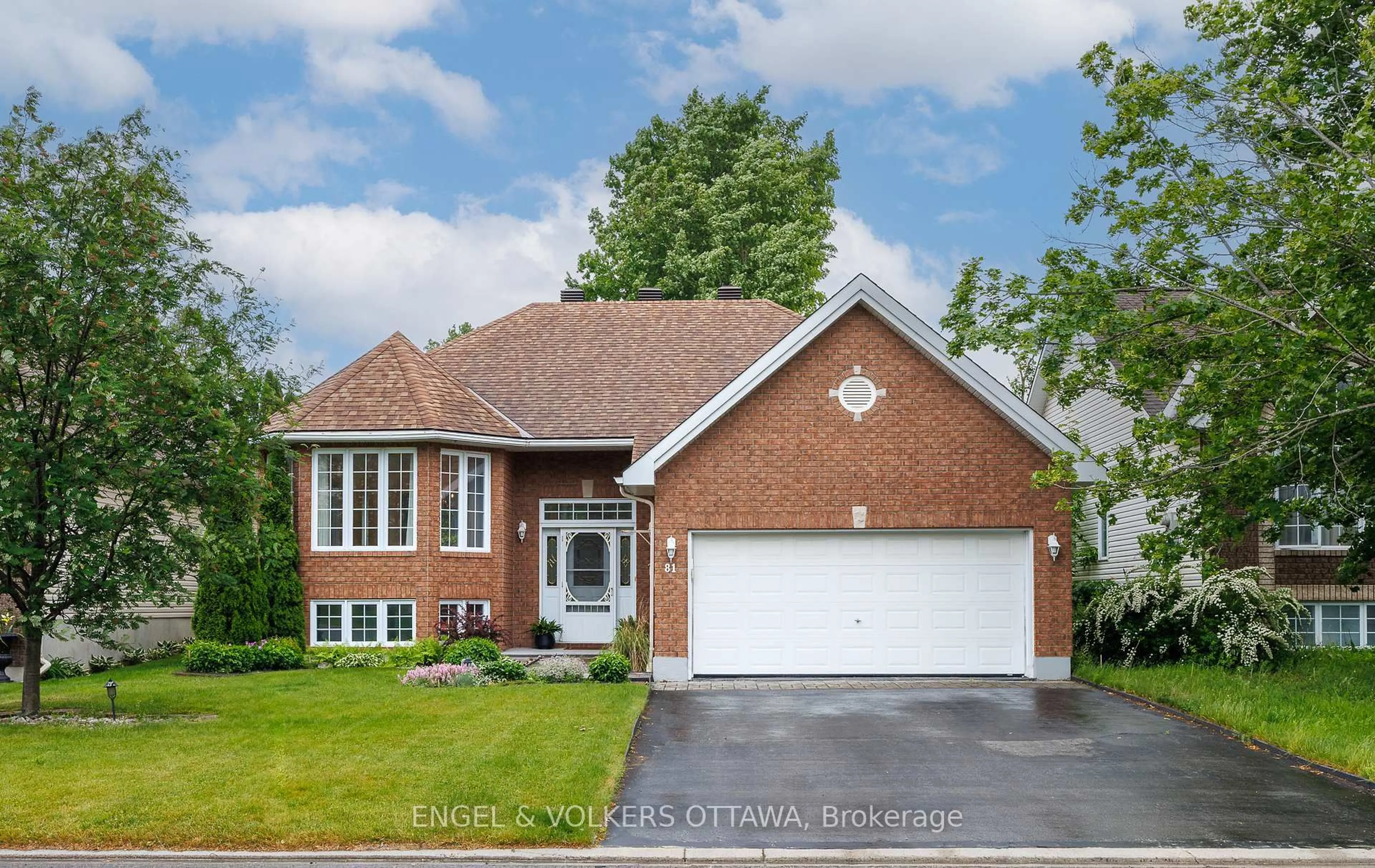 Home with brick exterior material, street for 81 Lloydalex Cres, Ottawa Ontario K2S 2E8