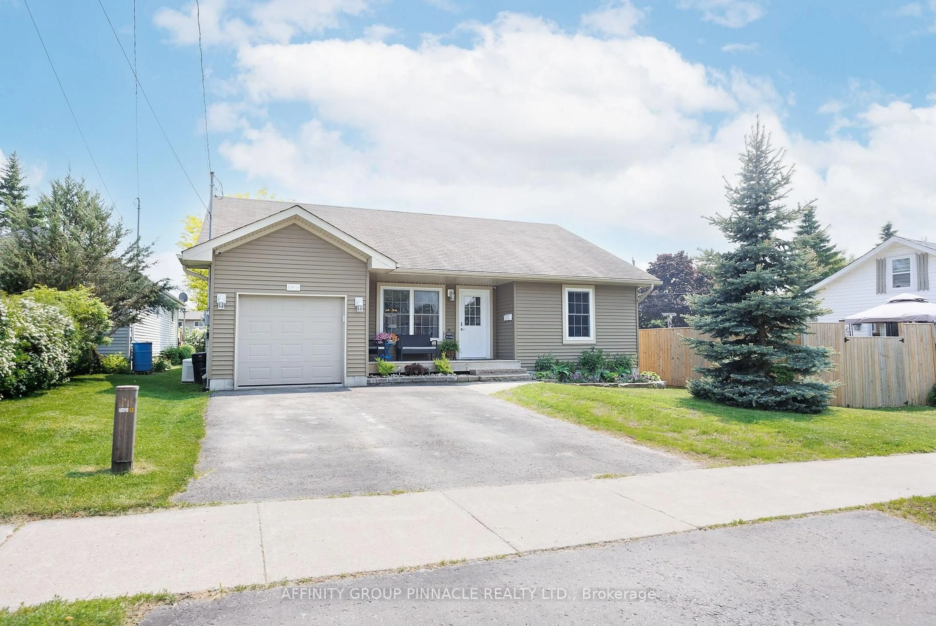 Home with vinyl exterior material, street for 139 1/2 King St, Kawartha Lakes Ontario K9V 1E4