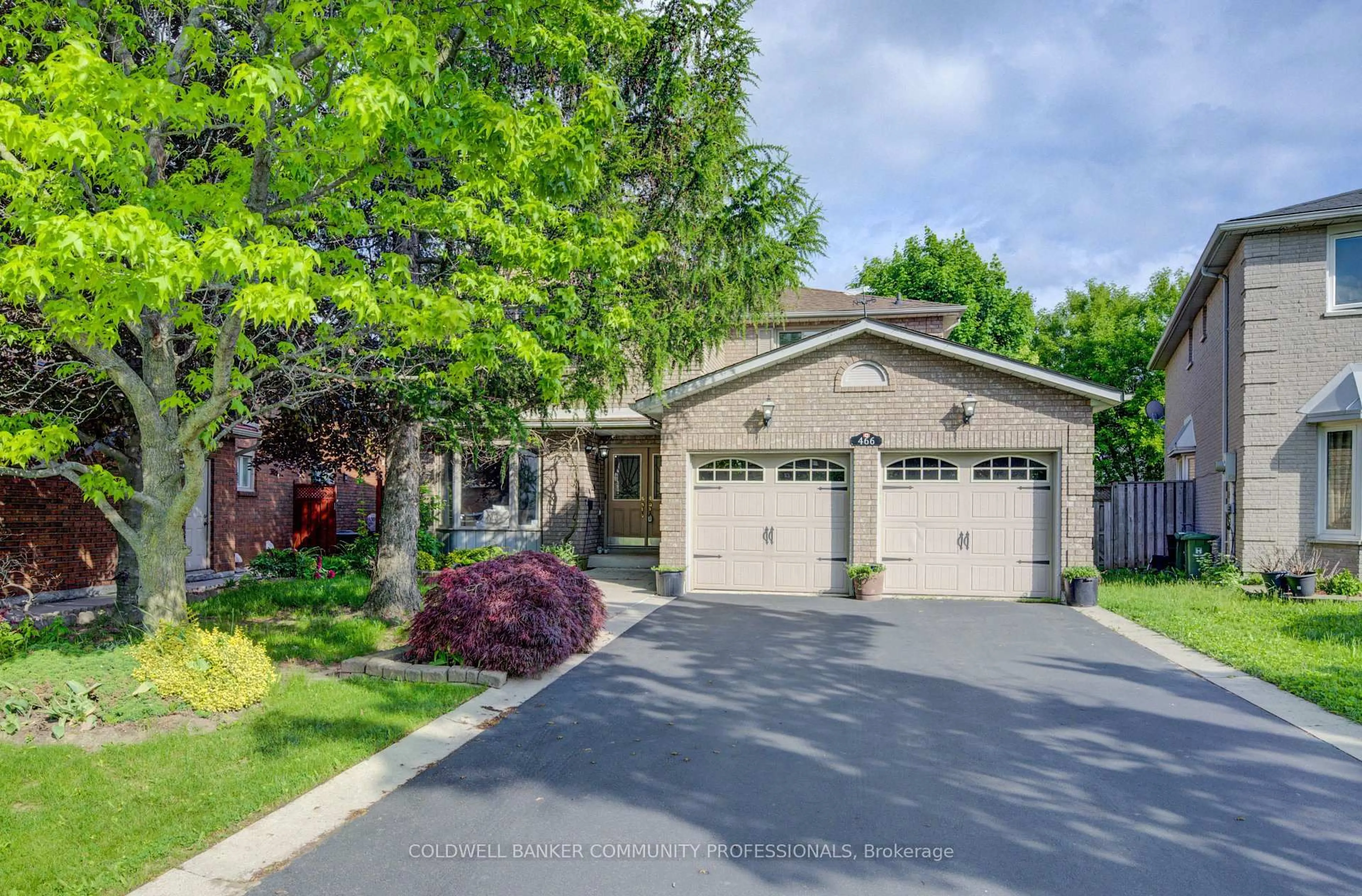 Unknown for 466 Dicenzo Dr, Hamilton Ontario L9B 2C4