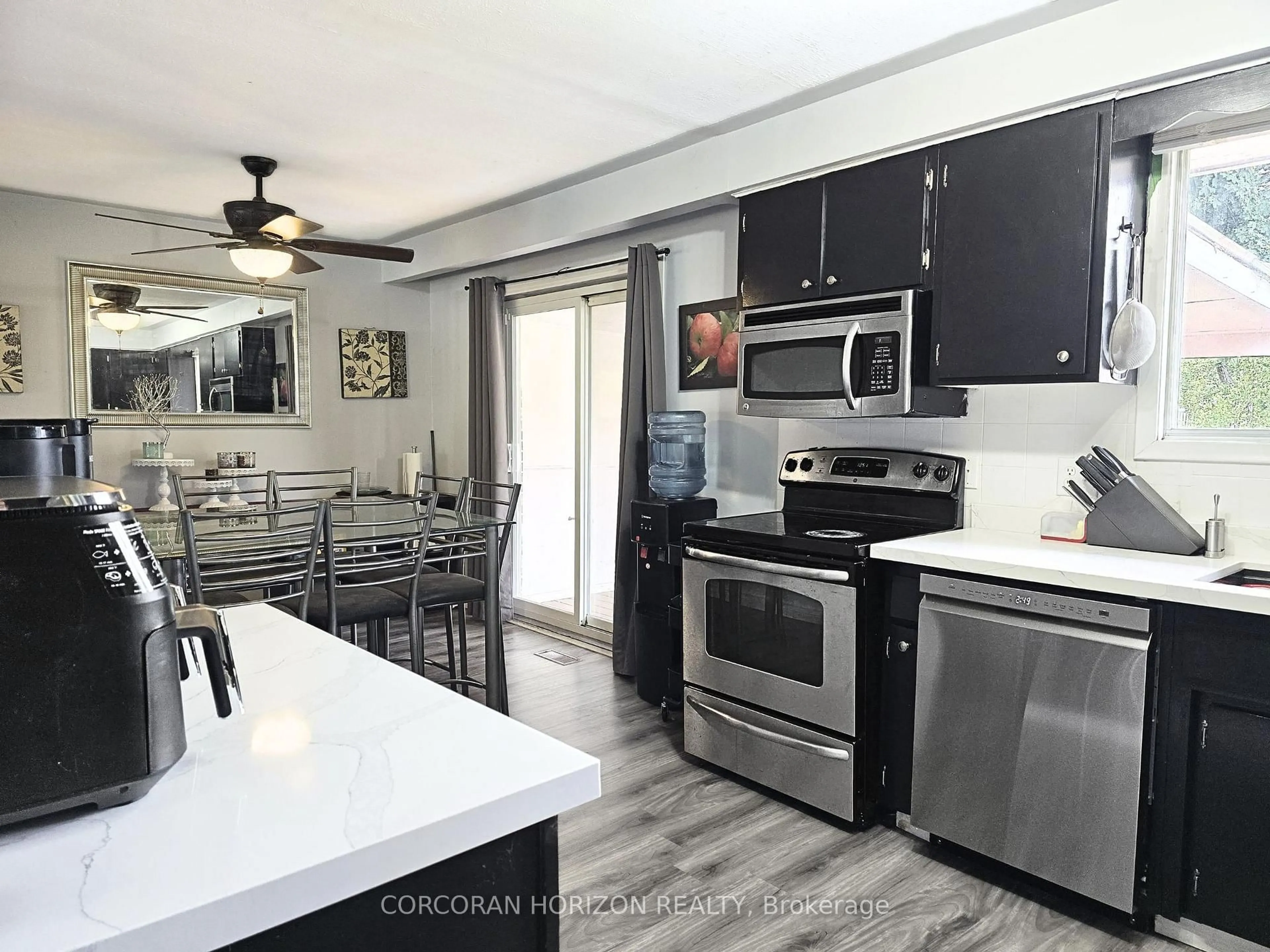 Open concept kitchen, unknown for 320 Country Hill Dr, Kitchener Ontario N2E 2C2