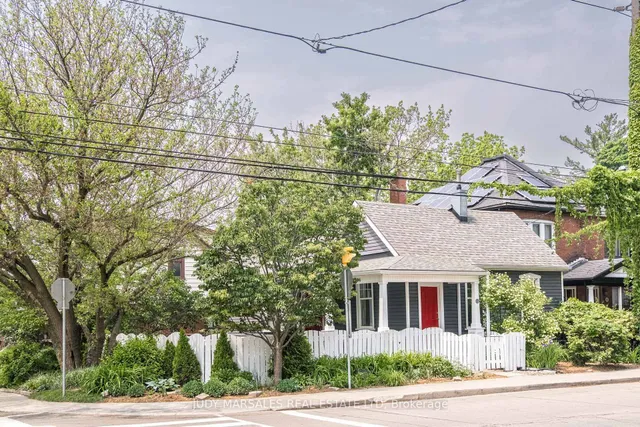 Primary image of 432 Dundurn St